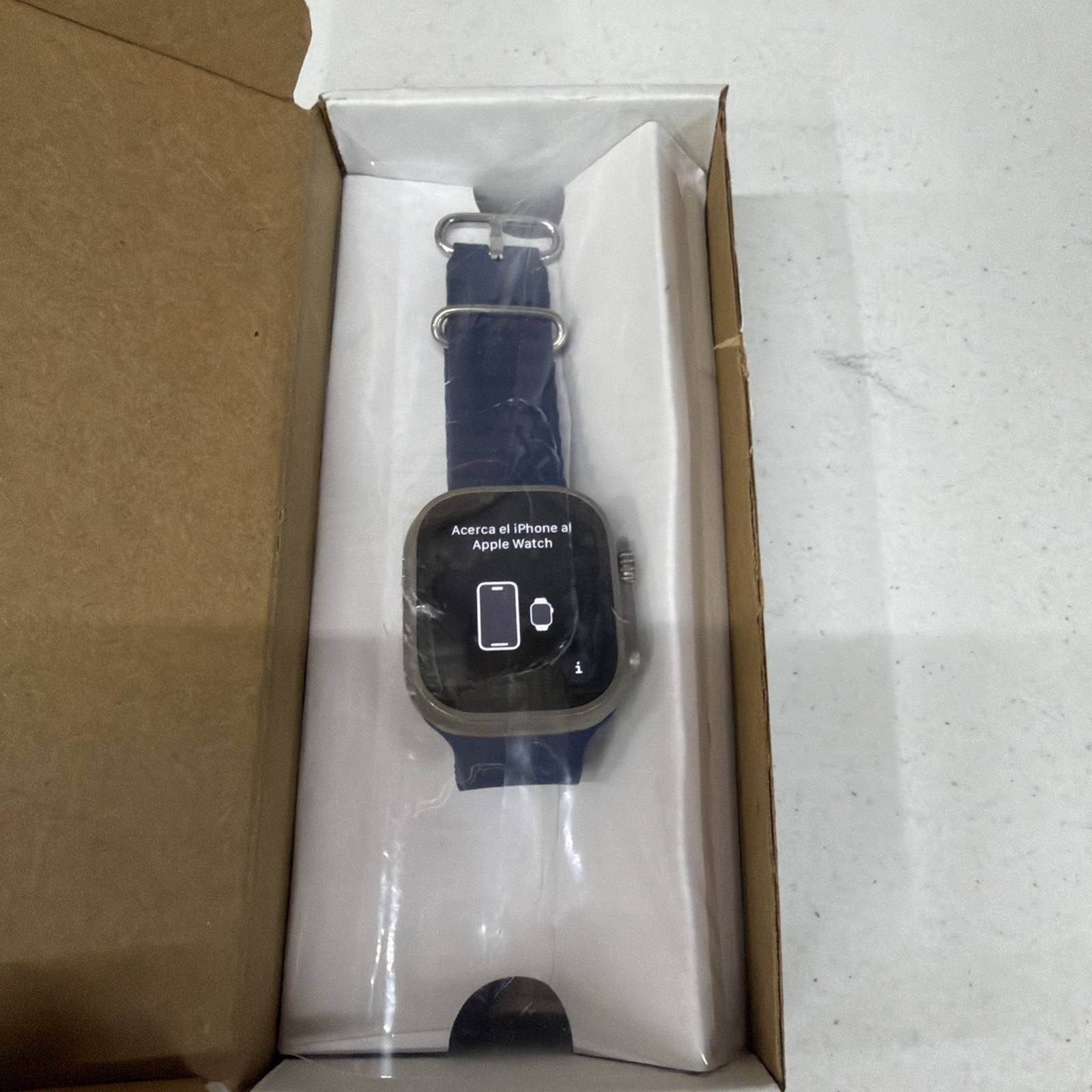 (Re-Newed) Apple Watch Ultra 2 Titanium Blue Ocean Band (GPS + Cellular, 49MM)