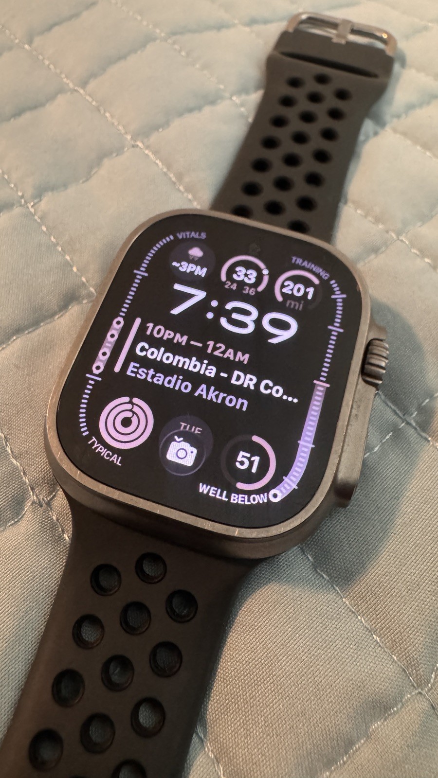 Apple Watch Ultra 49mm GPS+Cellular 32GB Silver Titanium MNHC3LL Gen 1 + 3 bands