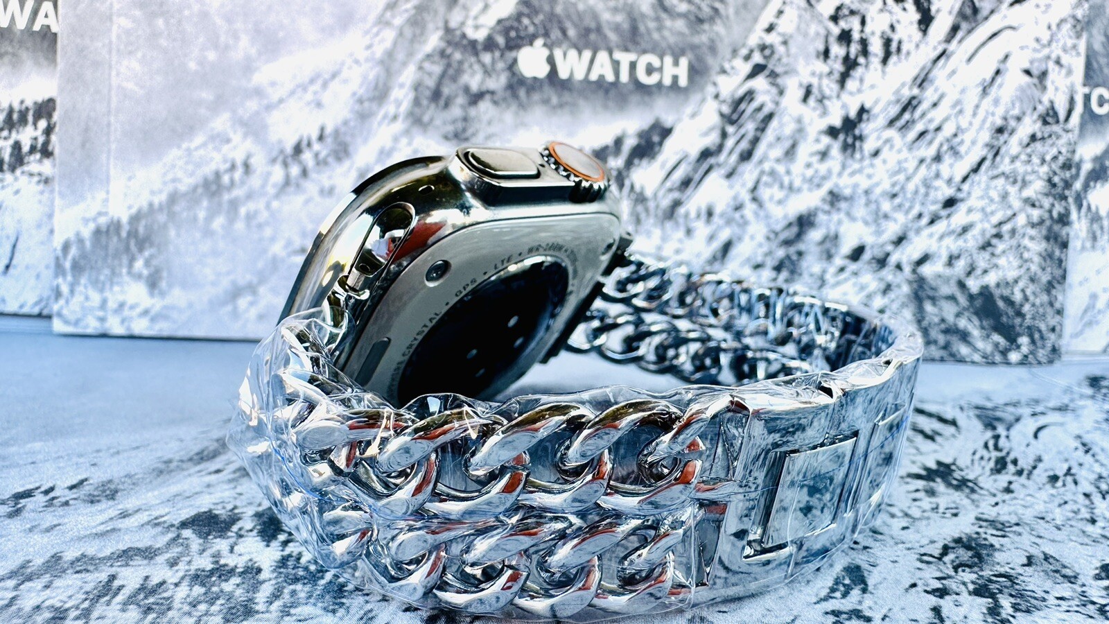 Apple Watch ULTRA 2 49mm Polished Custom with Chains Link Band