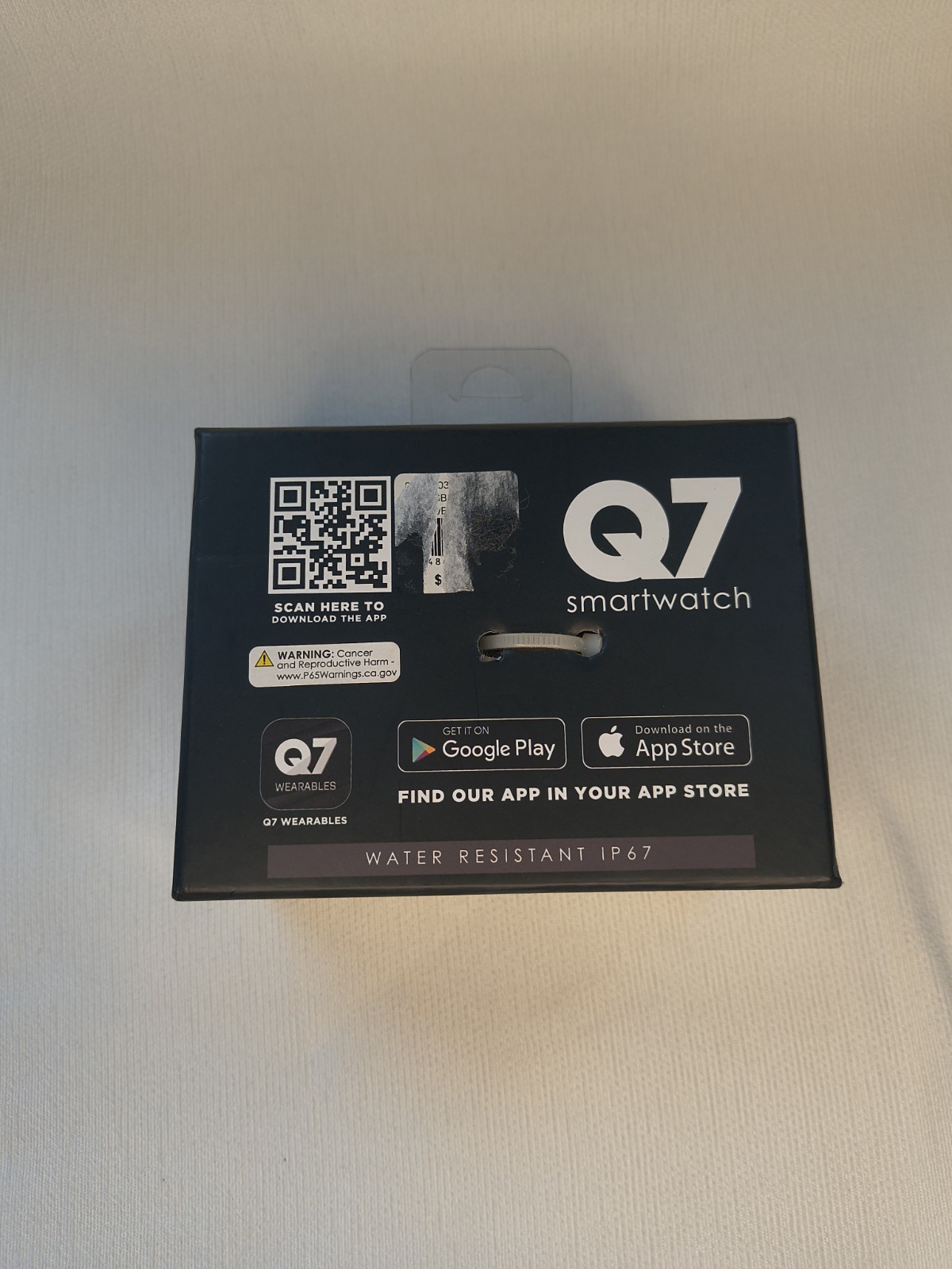 Q7 Black Smartwatch Factory sealed, Heart rate, activity tracker, sleep monitor