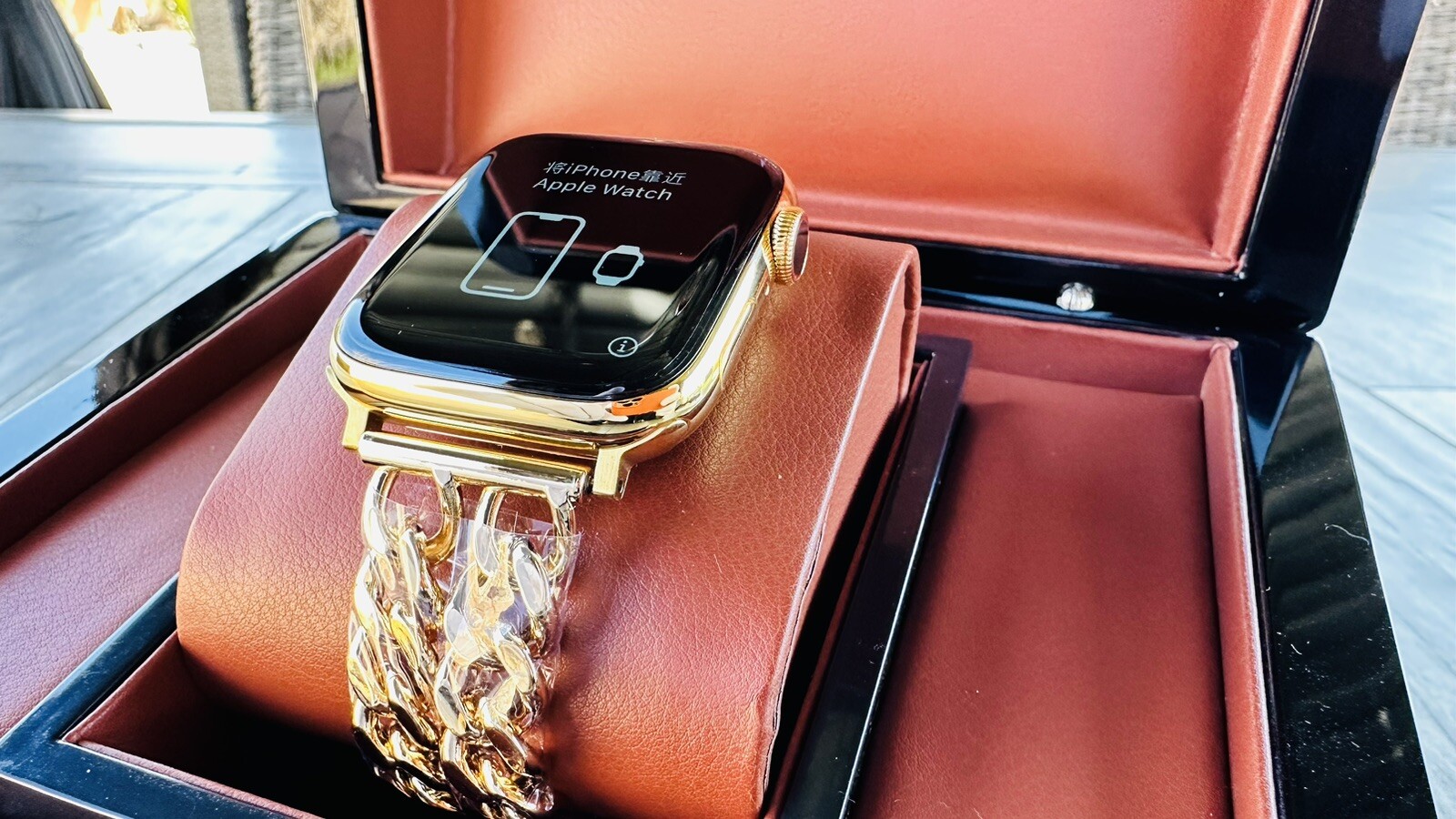 41MM Apple Watch Series 9 24k Gold Plated with a Chains Links Band