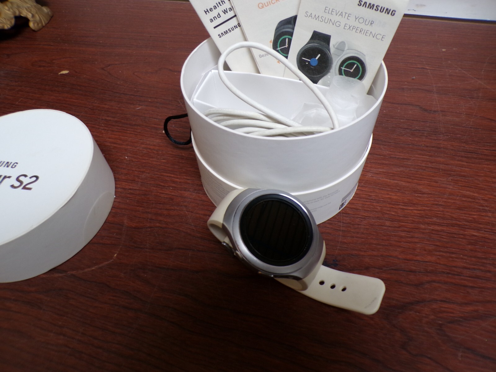 Samsung Galaxy Gear S2 SM-R720 Smart Watch White