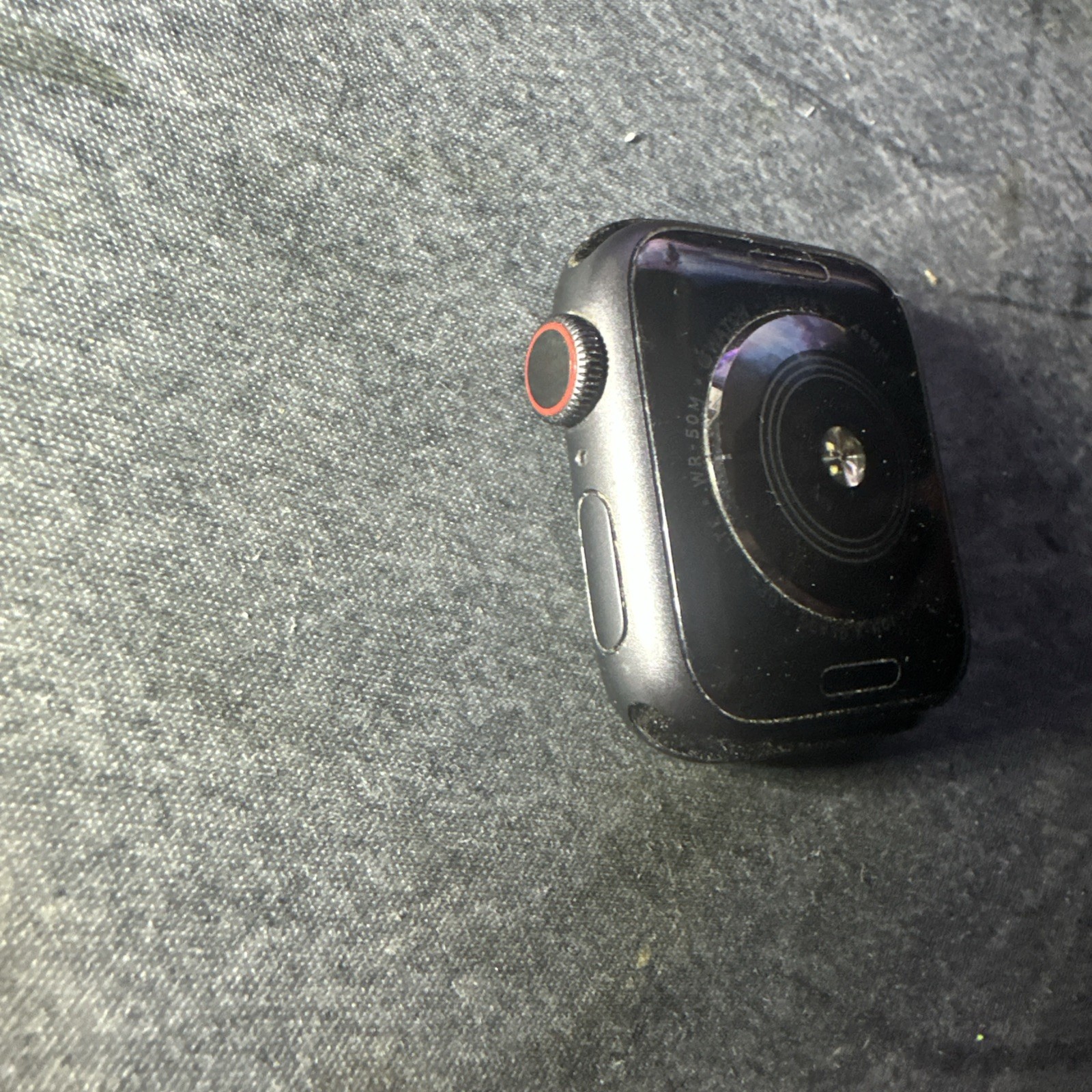 Apple Watch Series 5, 40mm, black Aluminum, GPS + LTE – Used