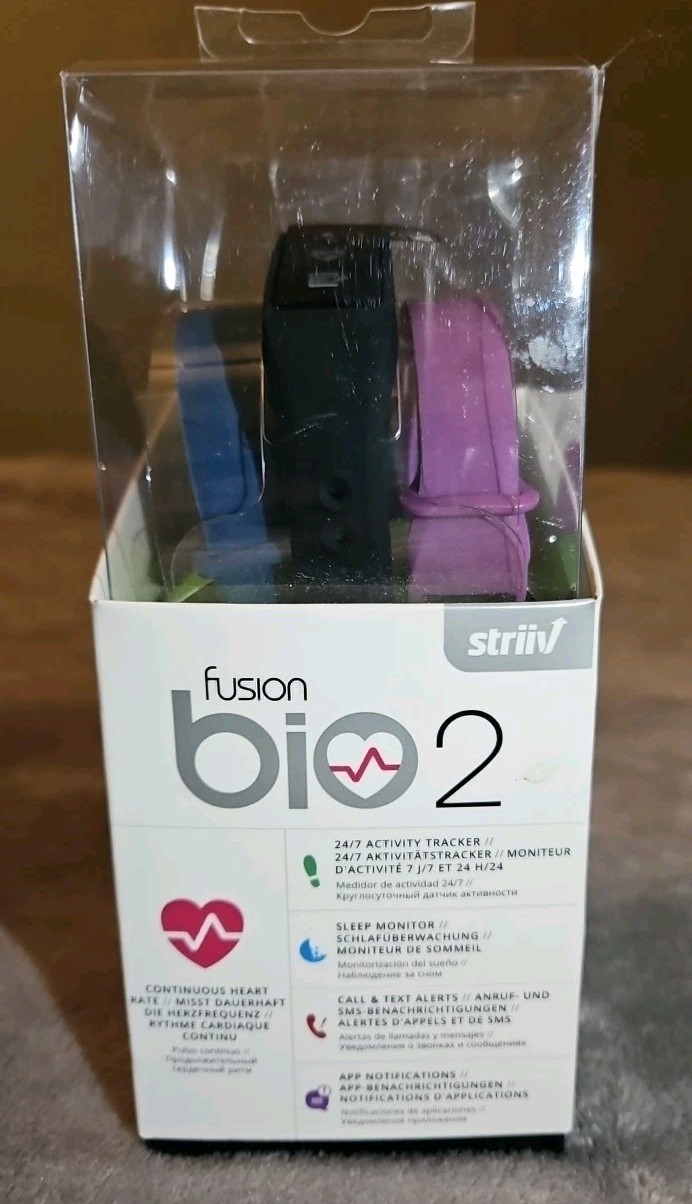 STRIIV Fusion Bio2 Activity Tracker Sleep Monitor Bluetooth Includes 3 Bands NIB
