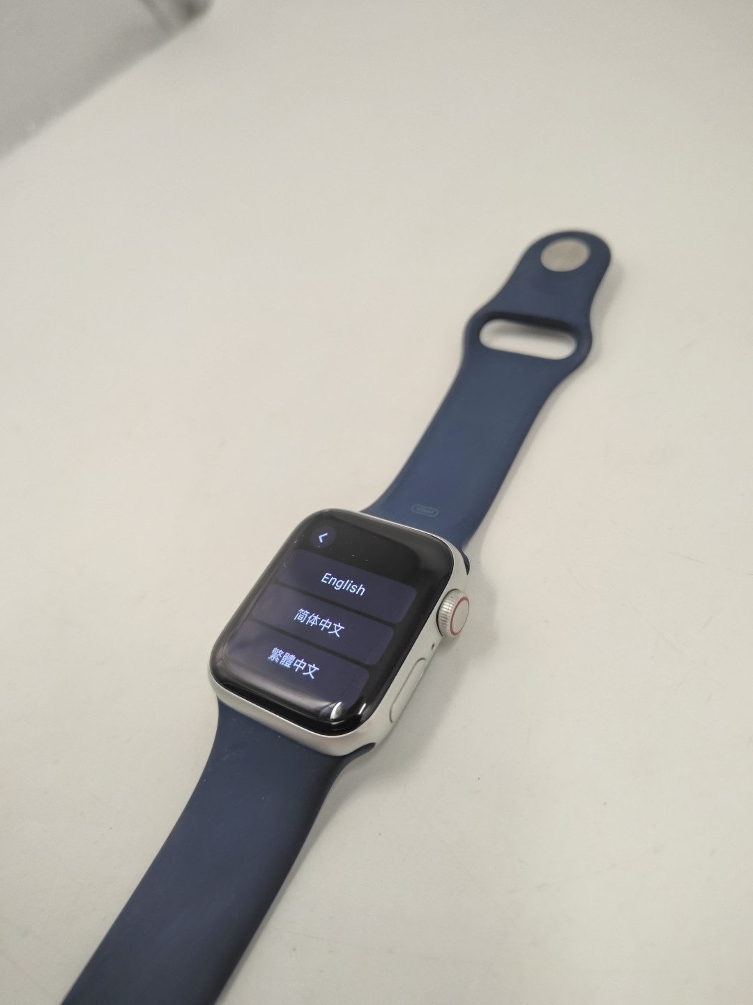 Apple Watch (SE) 2nd Gen. 40mm Silver Aluminum (LTE) w/ M/L Blue Band