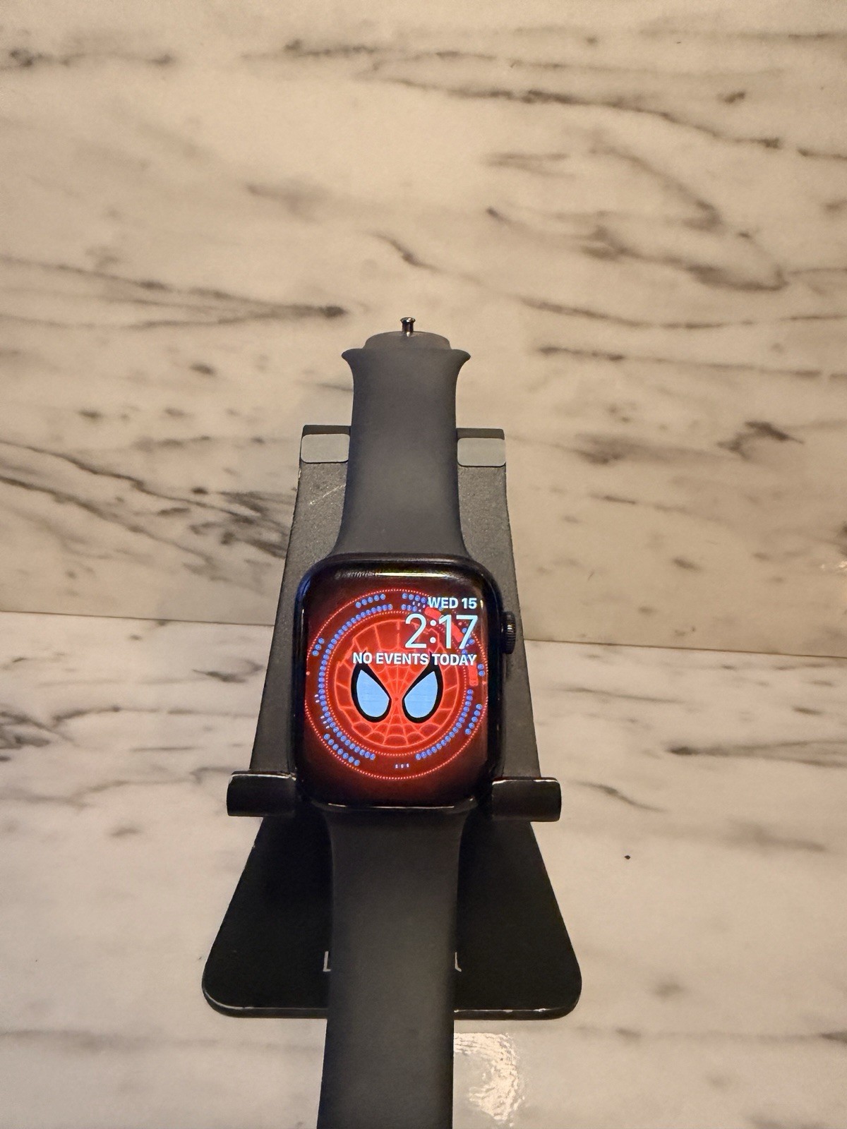 Apple Watch Series 7 45mm Aluminum Case Black GPS + LTE Cellular – Sport Band