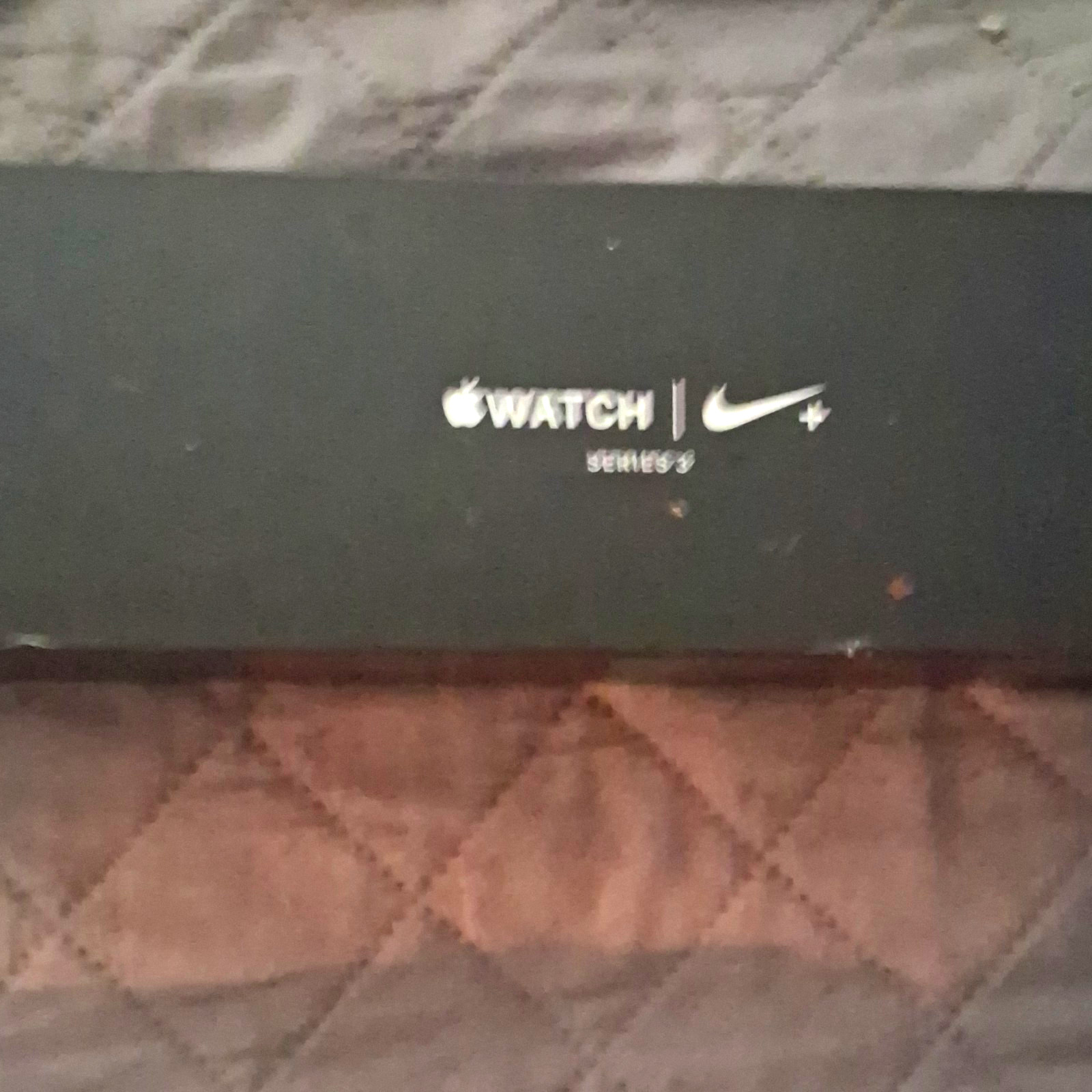 Apple Watch Series 3 Nike+ 42mm Black Aluminum GPS 8GB Black Silicone Band
