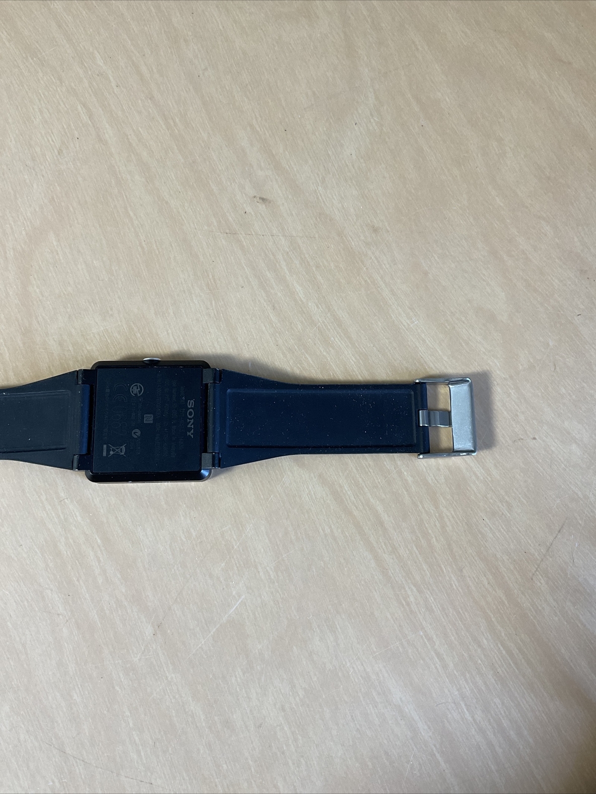 NICE! Sony Smart Watch SW2 For Android Bluetooth with Charging Cord