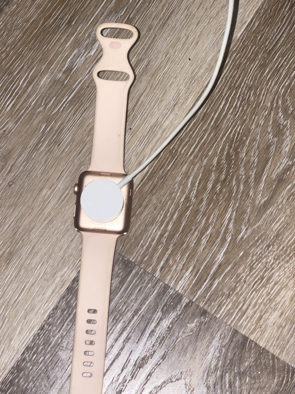 Apple Watch Series 3 42mm Rose Gold Aluminium Case GPS/Cellular