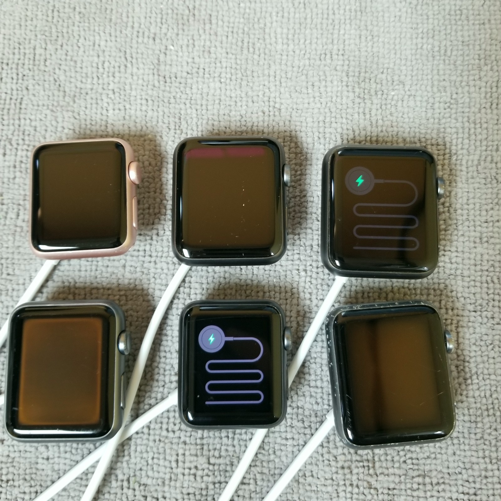 Apple Watches Series 1 and Series 7000 – Locked For Parts