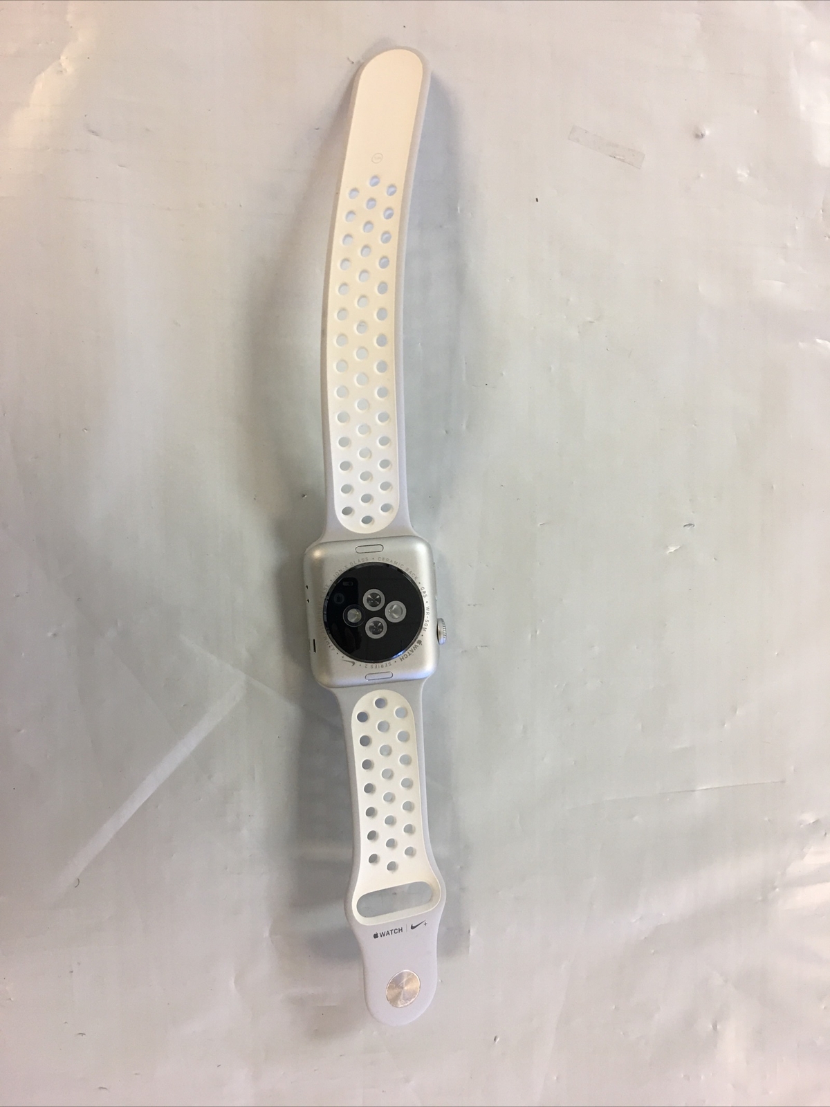 Apple Watch Nike+ 42mm Aluminum Case Flat Silver/White Sport Band – (MNNT2LL/A)