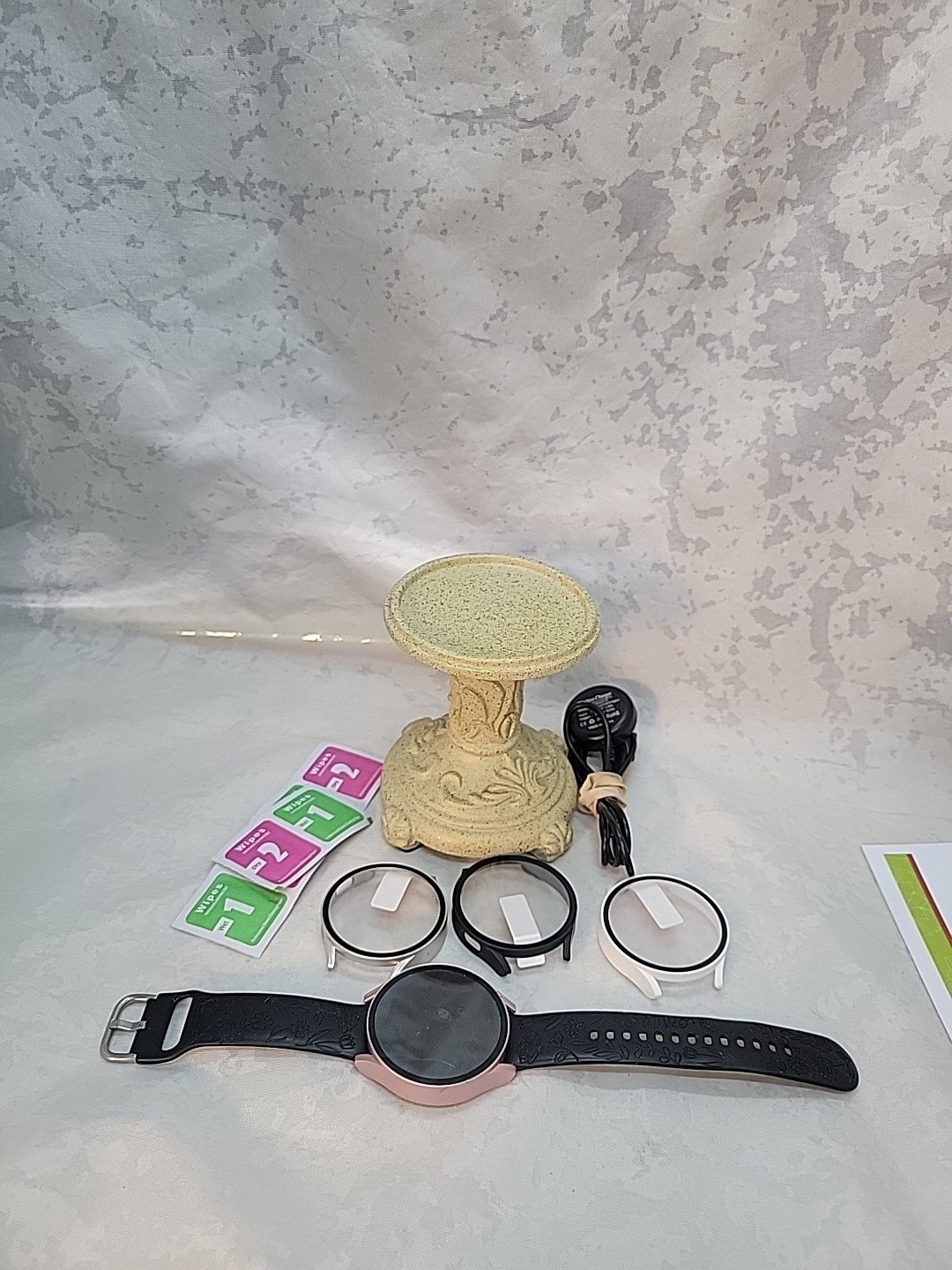 Samsung Galaxy Watch 44mm Rose Gold Accesories Pre-owned +accessories