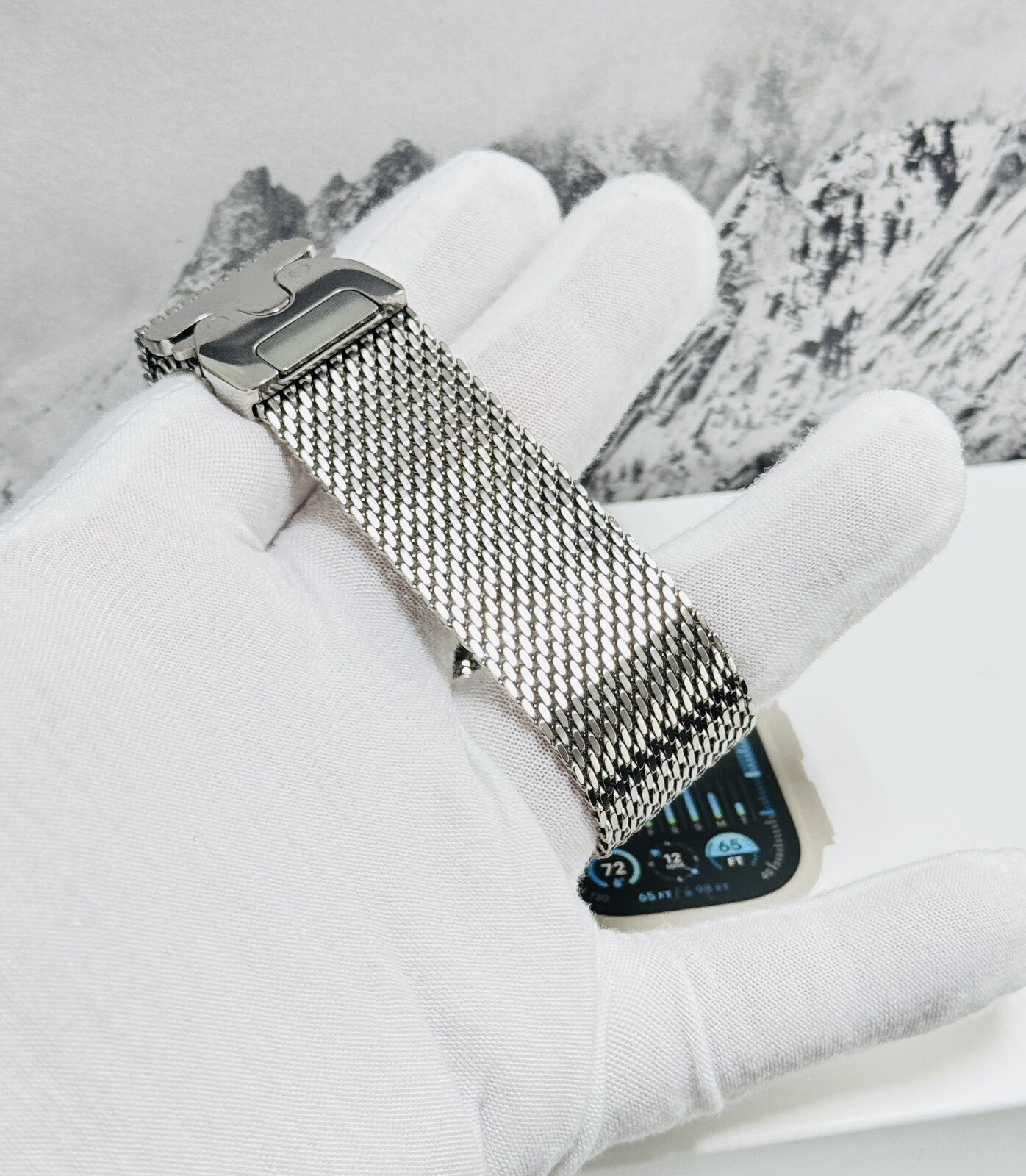 Apple Watch ULTRA 3 49mm CUSTOM Diamond Polished Apple Titanium Milanese Loop