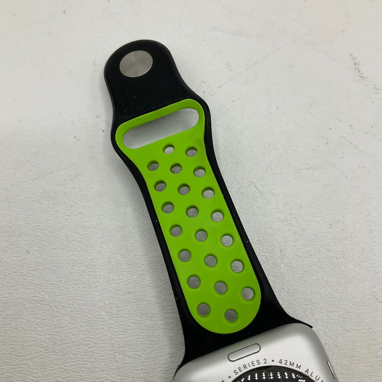 Apple Watch Series 2 GPS 42MM Silver Aluminum Case A1758 with Strap