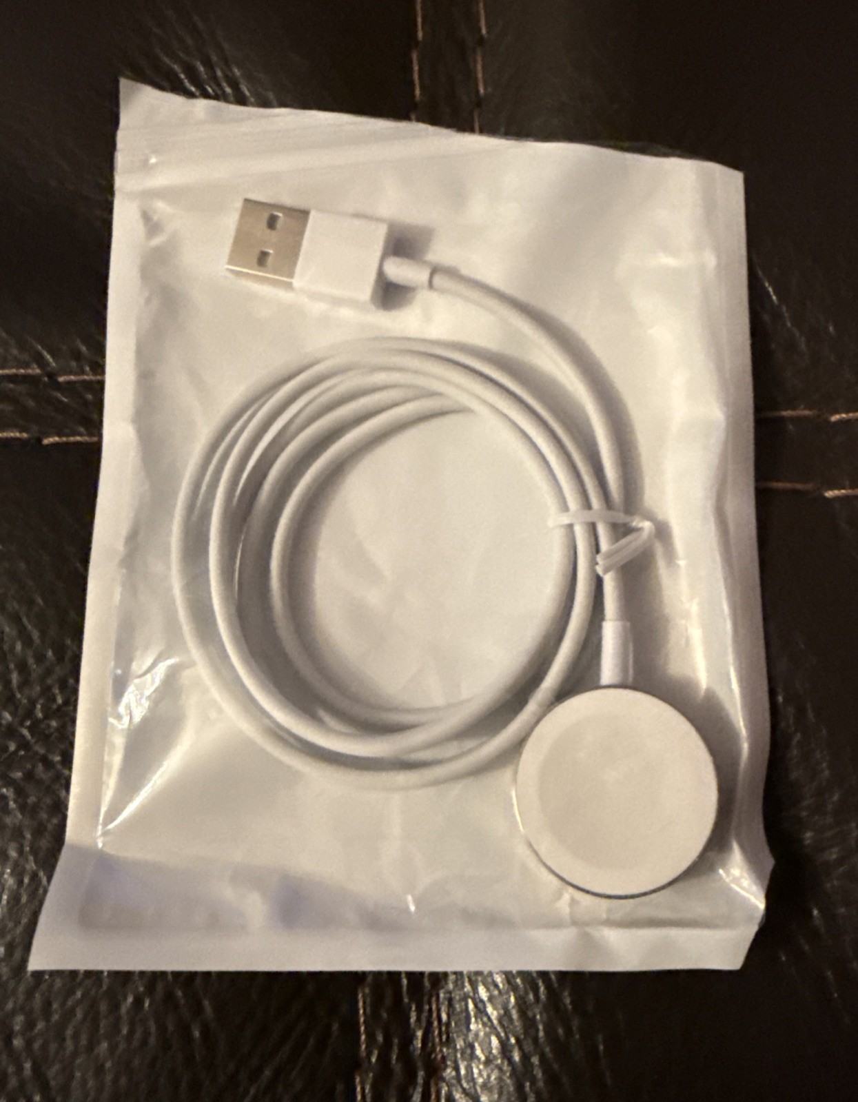 V100 Apple Watch SE 40mm, Rose Gold Aluminum CaseBand (GPS + Cellular) W Charge