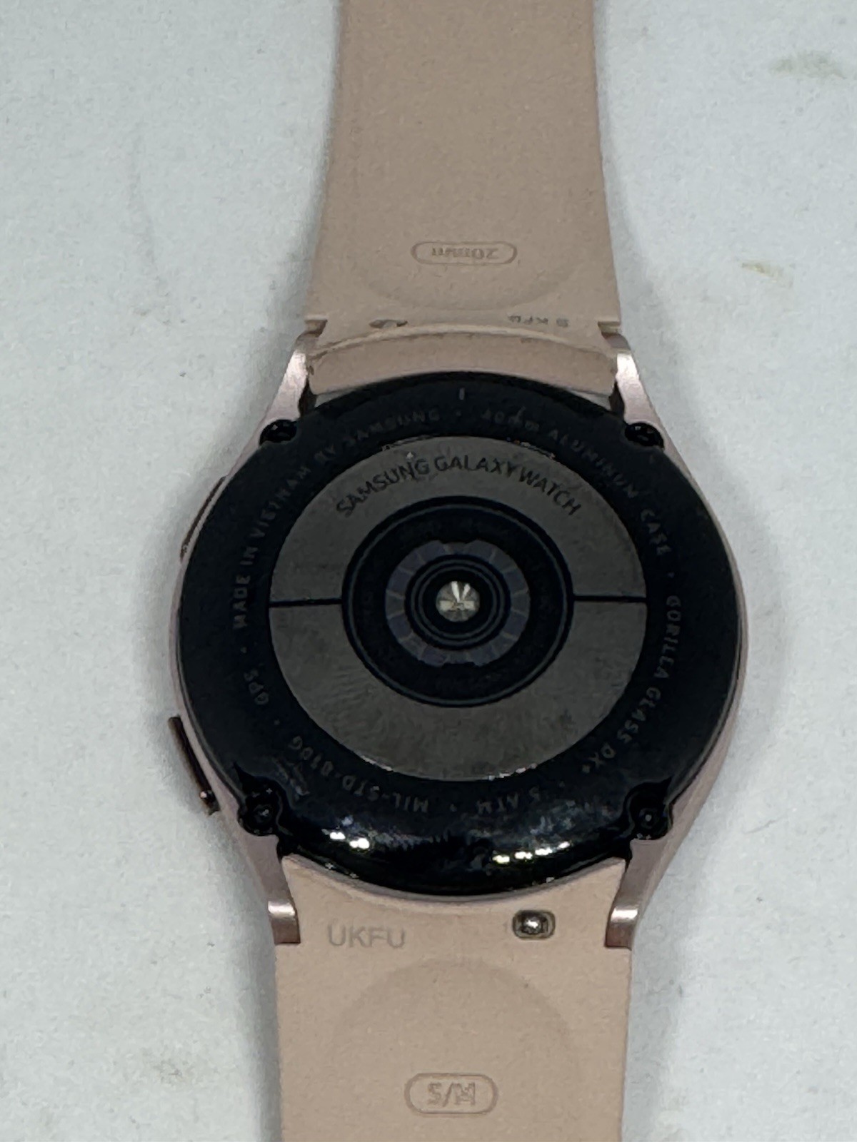 SAMSUNG GALAXY WATCH 4 20MM MIL-STD-810G Tan Silicone Band Great Shape – Tested