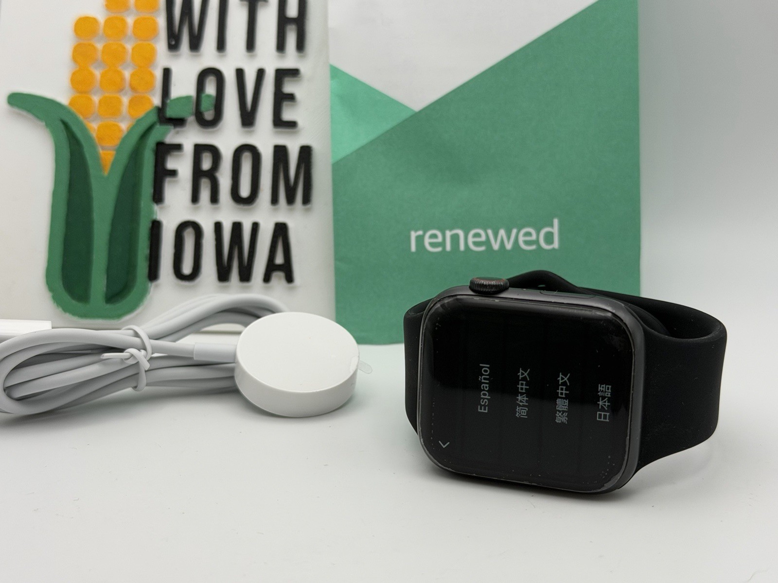 Apple Watch Series 6 44mm Space Gray Aluminum Case