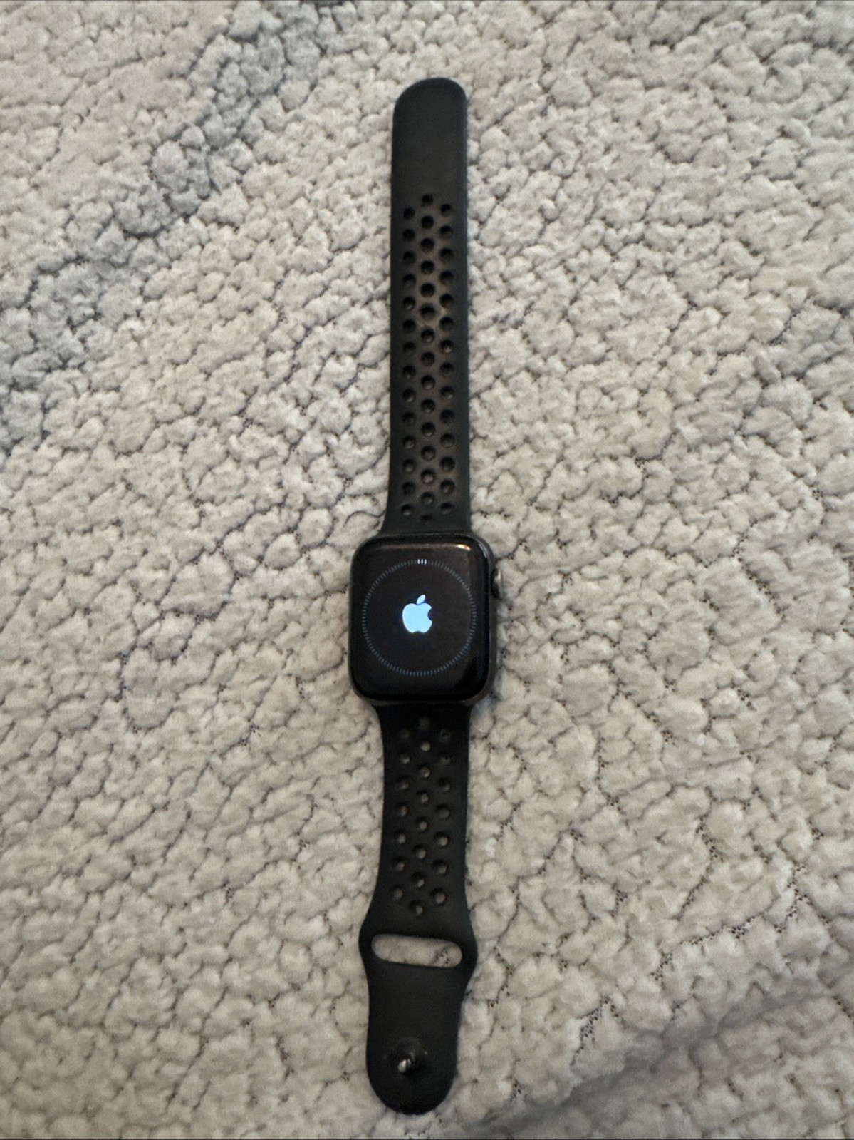 Apple Watch Series 5 Nike 44mm Space Gray Aluminum Case with Anthracite/Black…