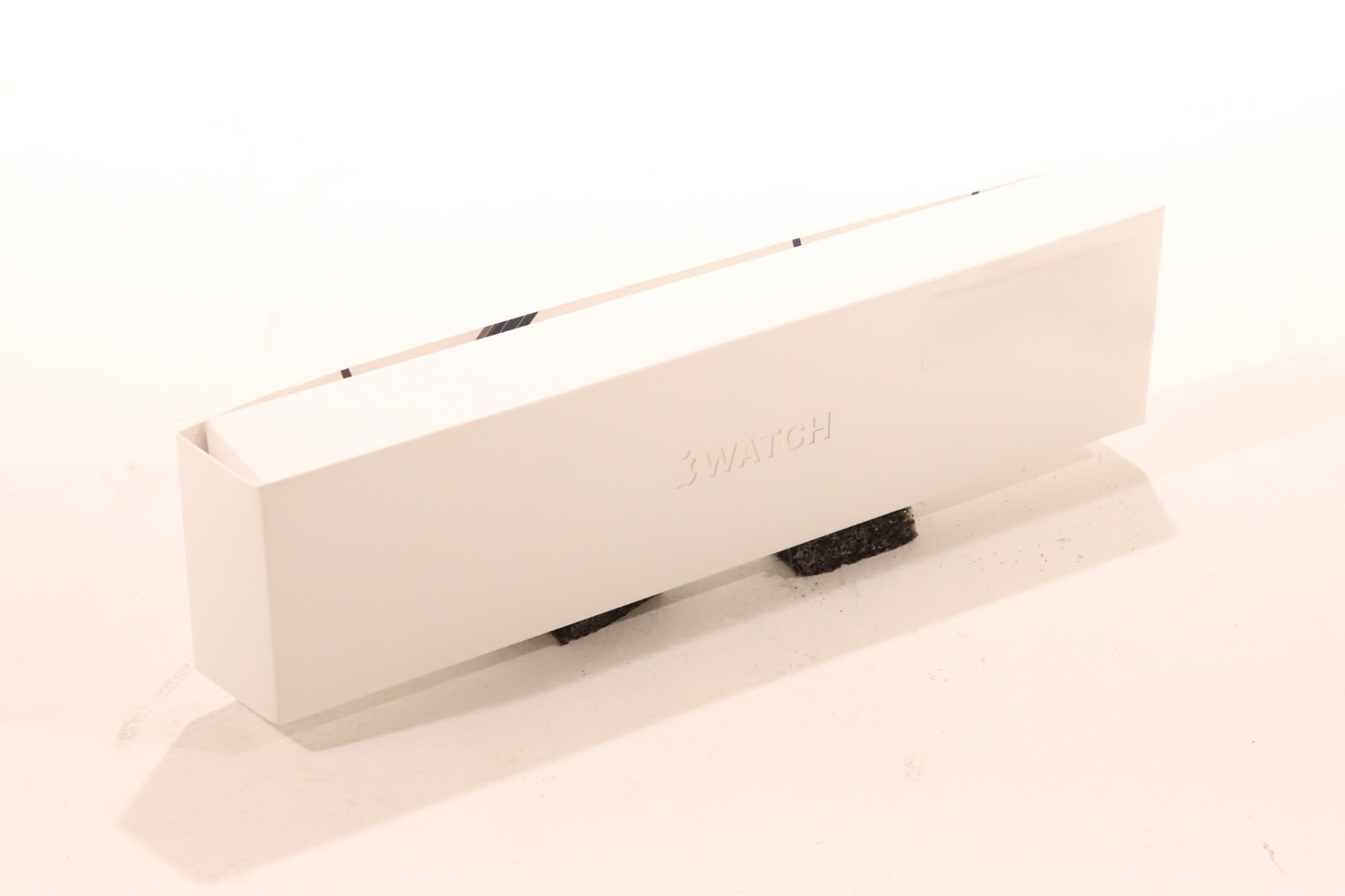 Apple Watch Series-8 41mm A2772 Midnight W/Mid SP Band M/L CEL P/N: MNUW3LL/A