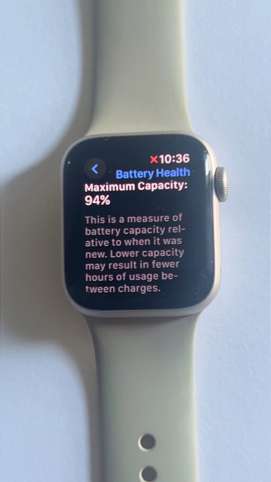Apple Watch SE 40mm GPS 32GB Starlight Aluminum Case, Starlight Band
