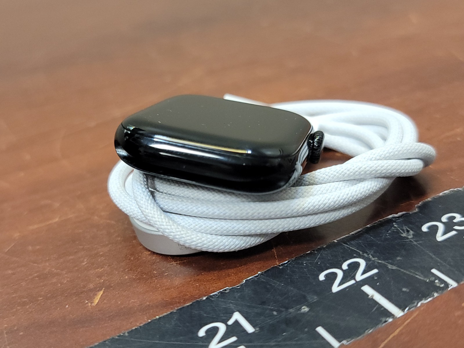 Apple Watch Series 10 42mm Jet Black Case GPS MWWE3LW/A