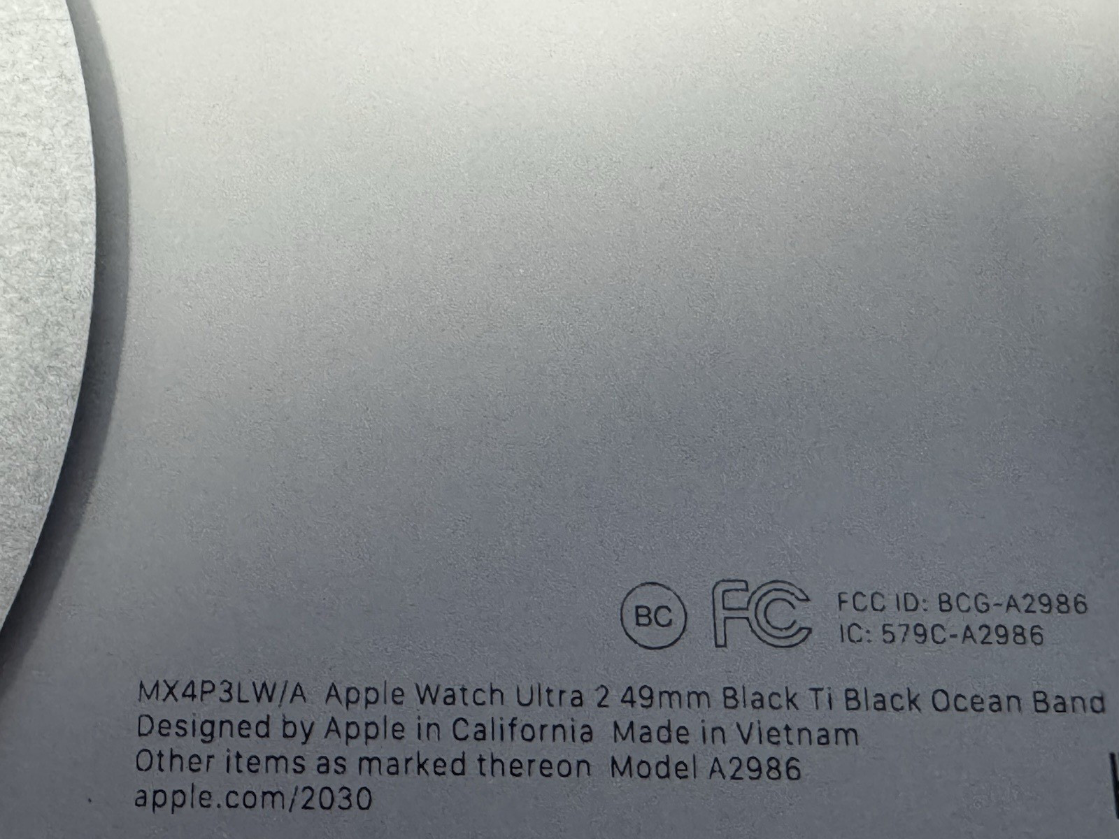 Apple Watch Ultra 2 GPS + Cellular 49mm Black Titanium Case Black Ocean Band