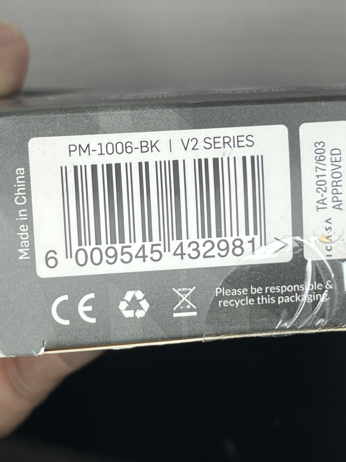 Primo V2 Series Bluetooth Sports Earphones 15HRS New Gift Active Wear Hands Free