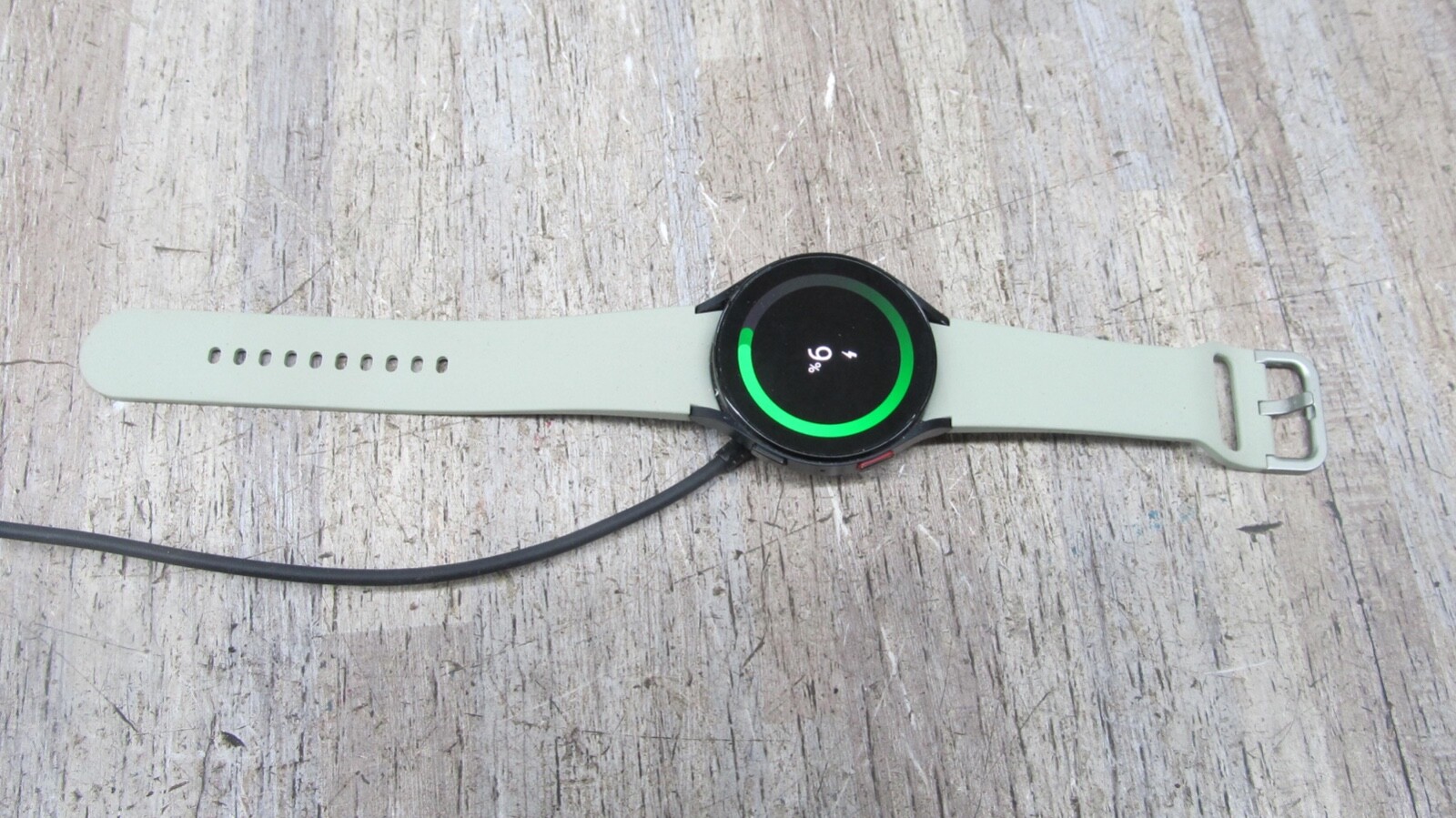 SAMSUNG Galaxy Watch 44mm SmartWatch *GPS 5 WiFi BLUETOOTH SM-R910 BUNDLE NICE