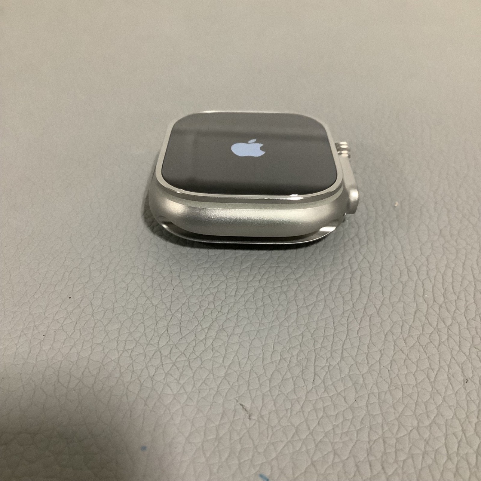 Apple Watch Ultra 3 49mm Titanium- 64GB, GPS, Cellular- Ocean Band (HH90NQNPRF)