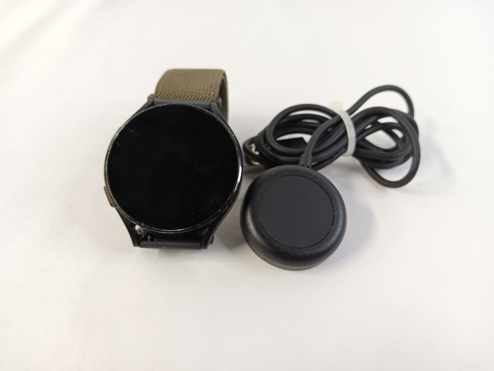 Samsung Galaxy Watch 4 Smart Watch 44-mm SM-R870 Tested Factory Reset.