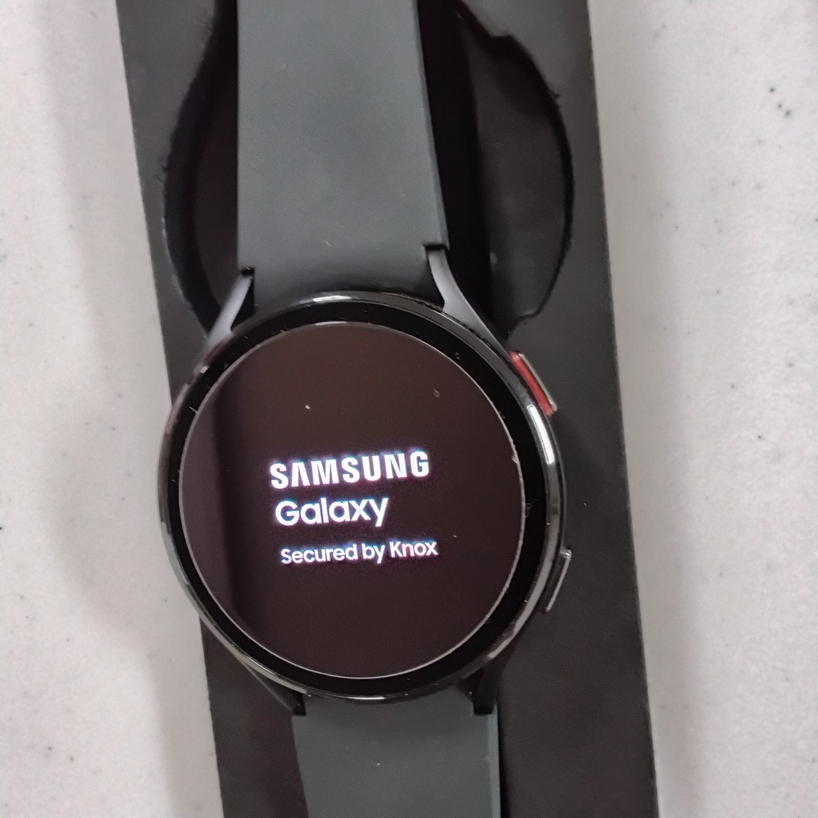 Samsung Galaxy Watch4 SM-R875U