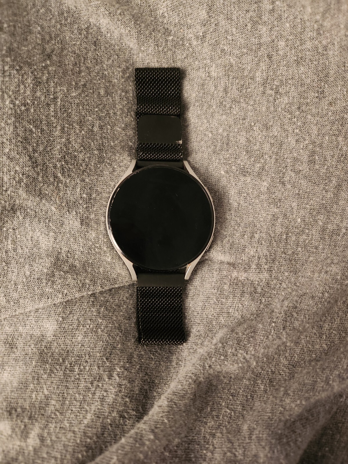 Samsung Galaxy Watch 4 Classic 46mm Aluminum Case with Sport Band – Black (LTE)