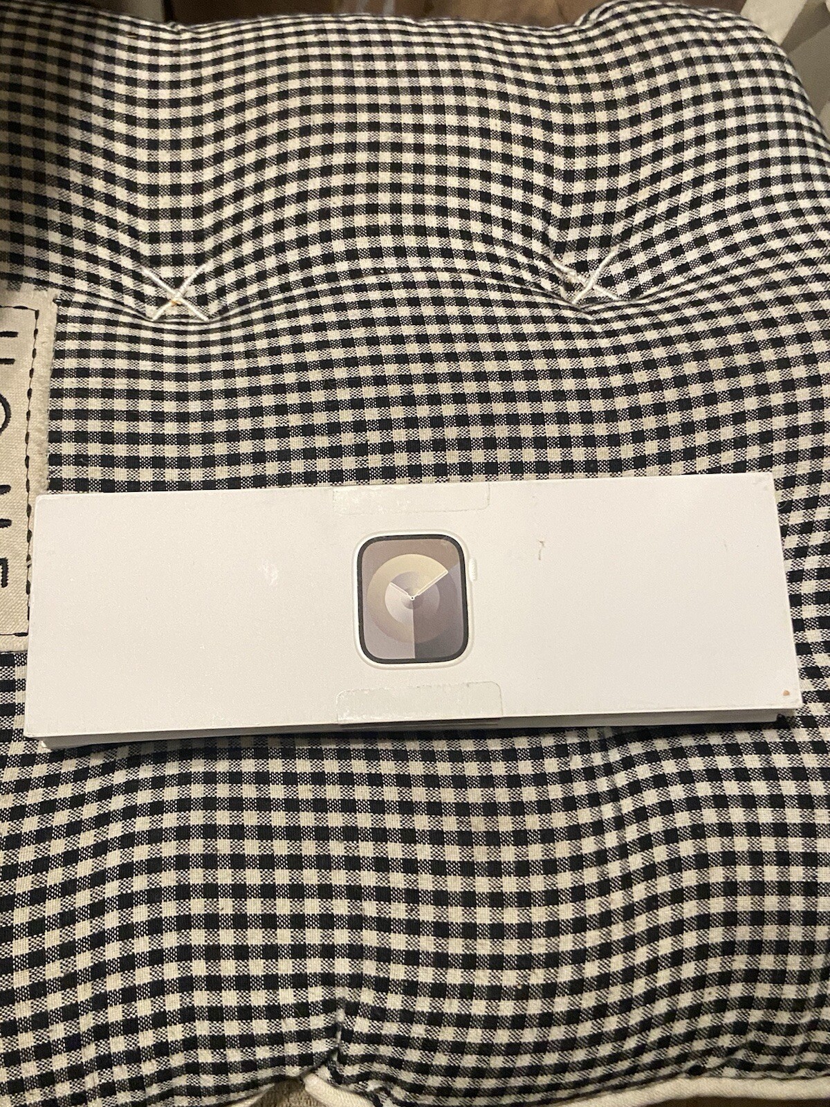 Apple Watch Series 9 GPS 41mm Aluminum Case with Starlight Sport Band – S/M