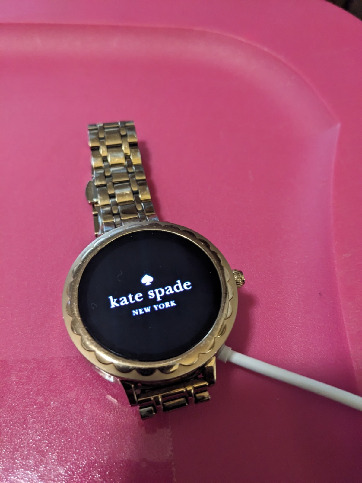 Kate Spade Digital Smart Watch Scallop Gold Tone DW5K1 FOR PARTS/ REPAIR