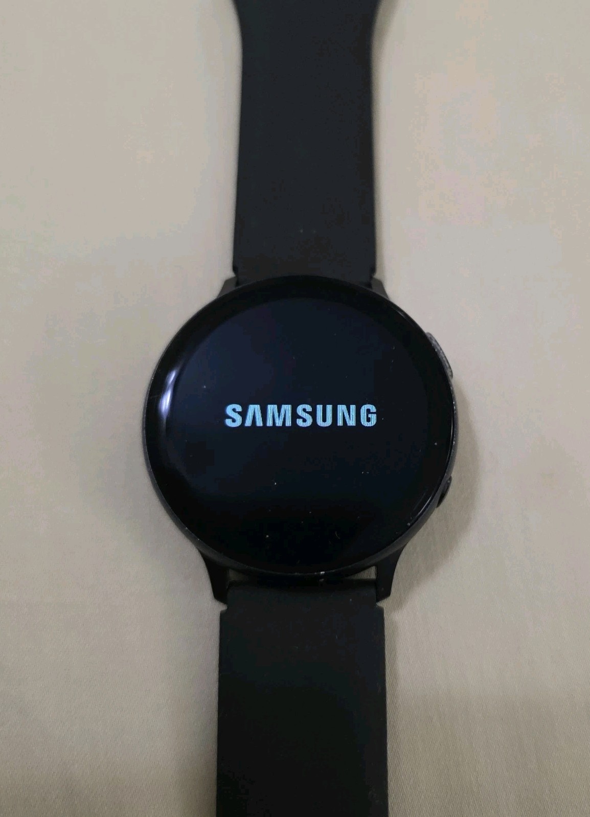 Samsung Galaxy Watch Active 2 SM-R820 44mm Aluminum Case w Black Sport Band
