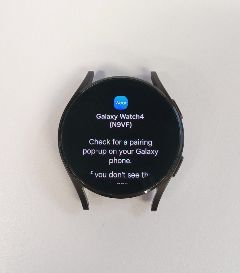 Samsung Galaxy Watch4 40mm SM-R860 (Black, GPS/WiFi) – Fully Functional!