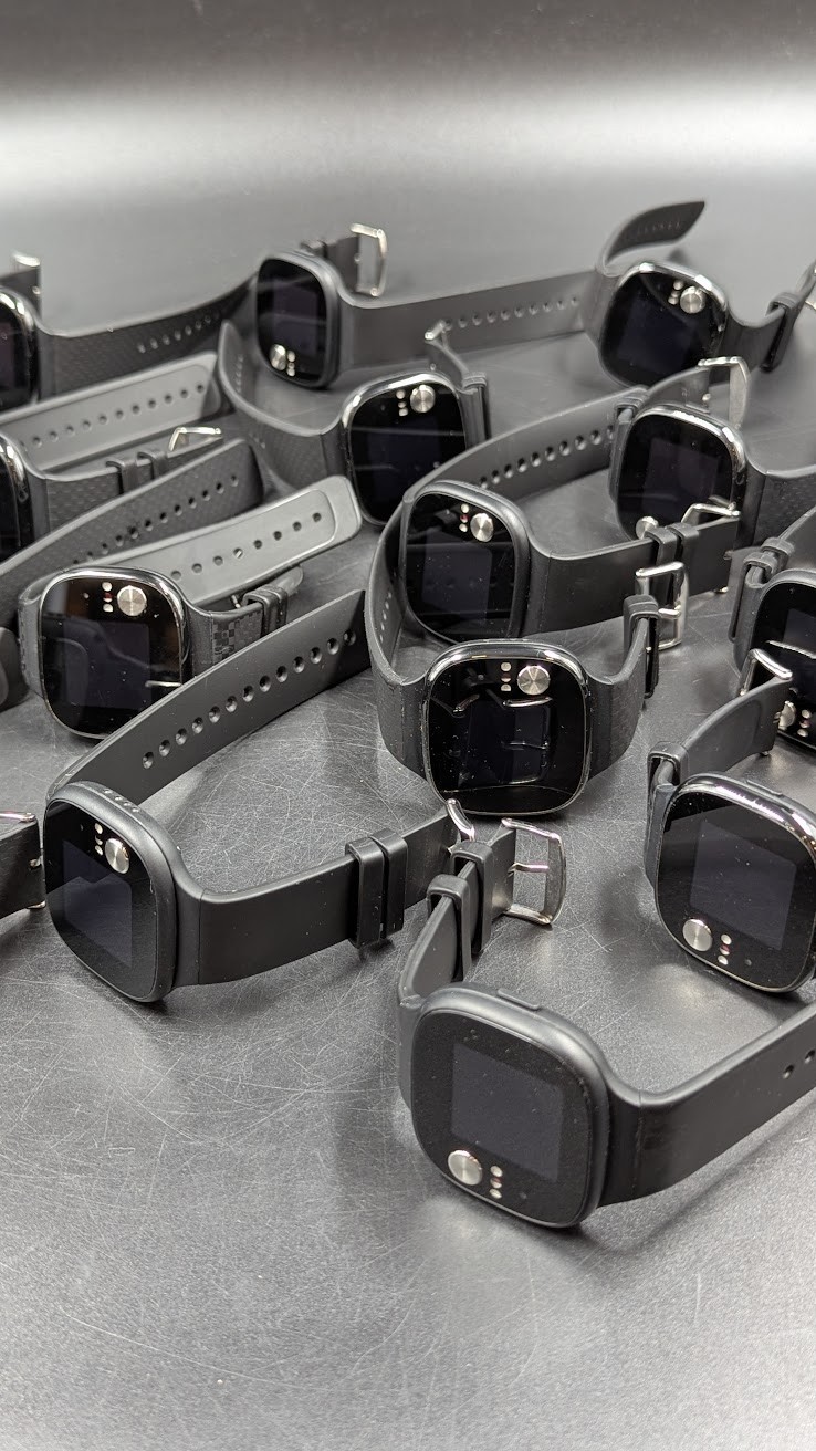 Lot of 20 Various Smart Watches Asus VivoWatch – Not Working, For Parts/Repair