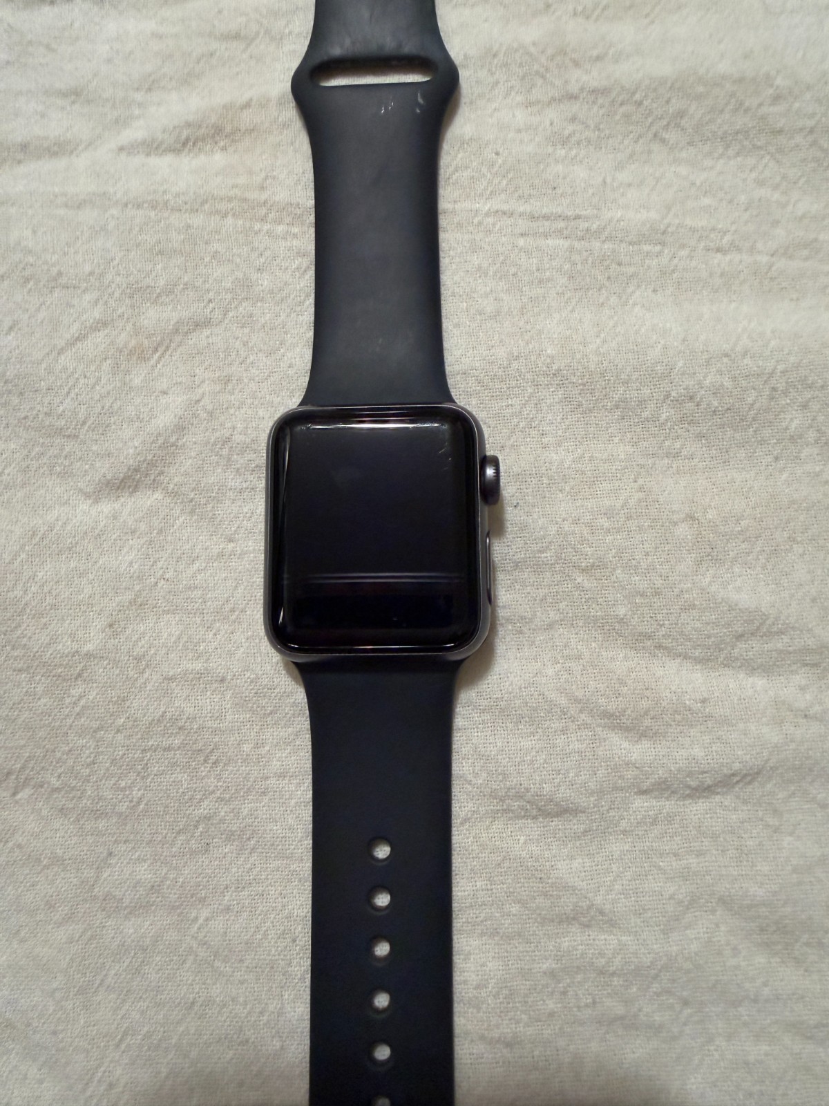 Apple watch series 3 black sport band 38mm case clean good condition