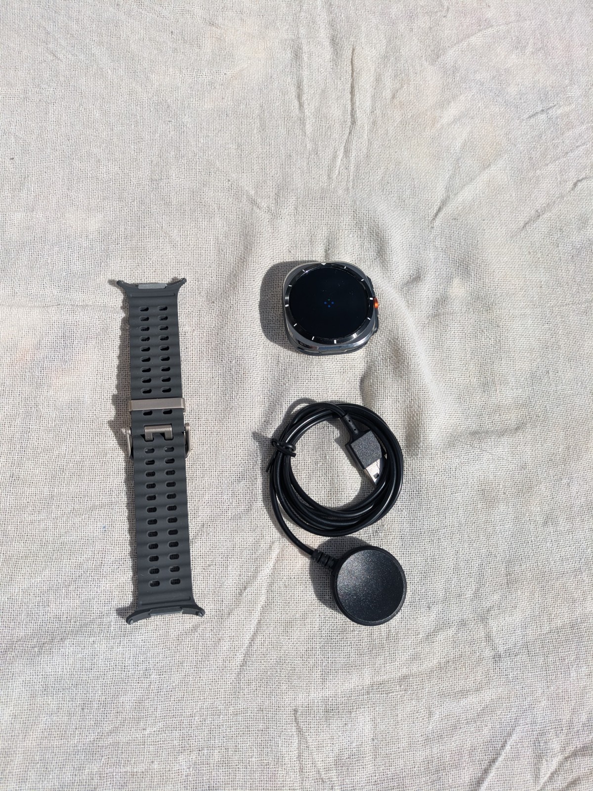 Samsung Galaxy Watch Ultra SM-L705U 47mm LTE Titanium Silver