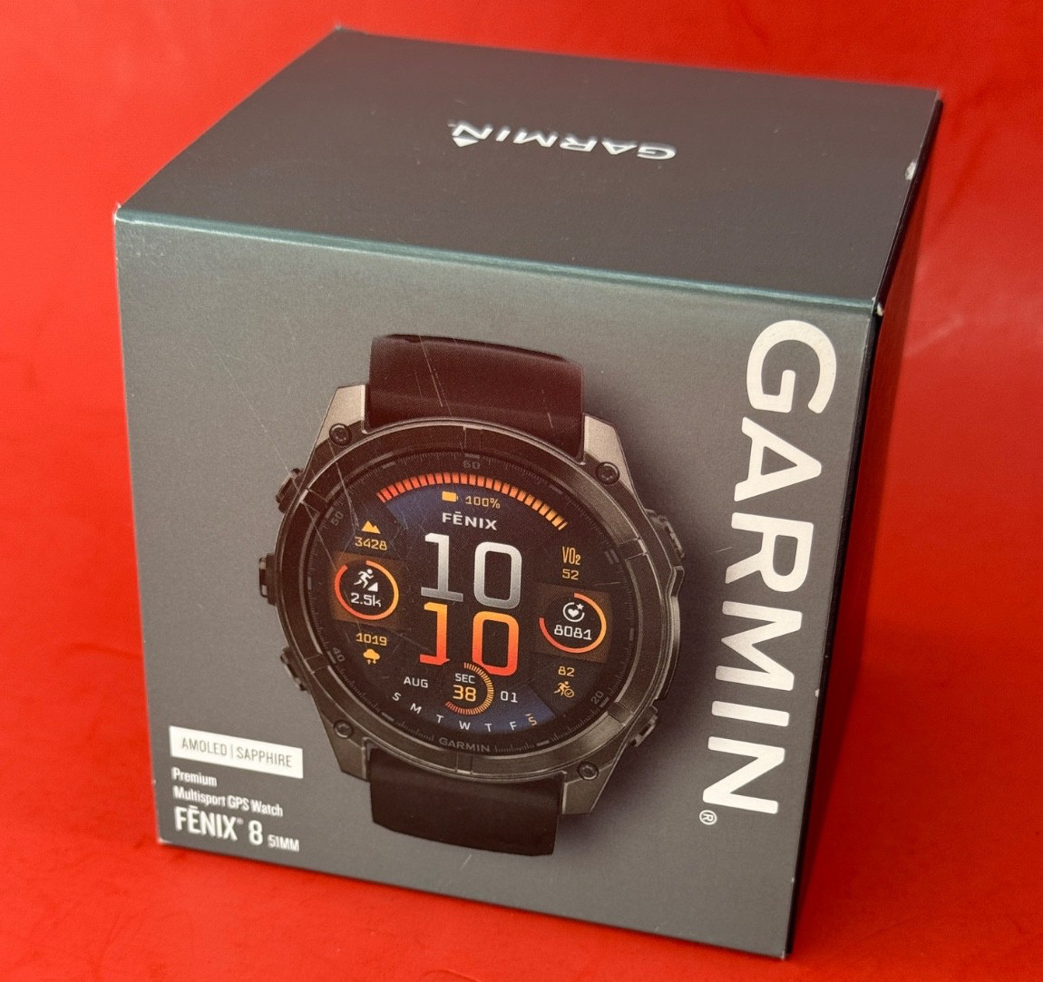 Garmin FENIX 8 AMOLED Sapphire GPS Smartwatch 51 M Fiber-reinforced TITANIUM DLC