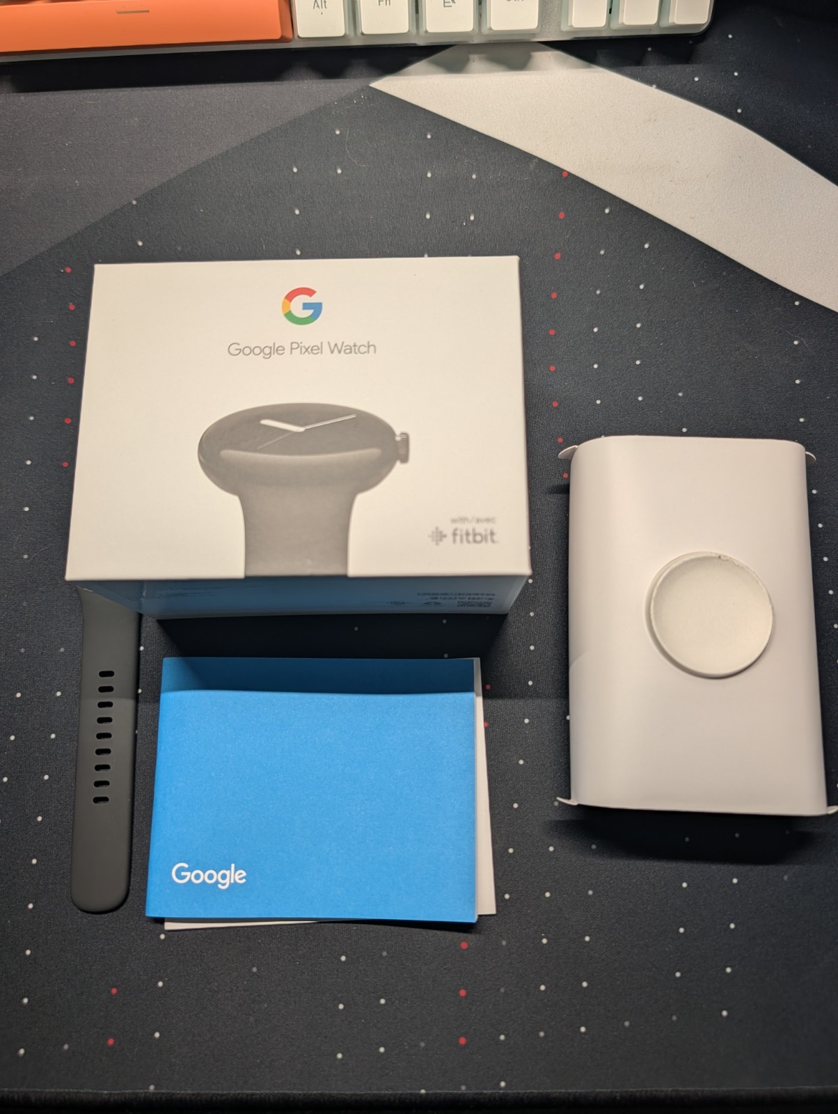 Google Pixel Watch 1st Gen 41mm Matte Black WiFi/Bluetooth Smartwatch