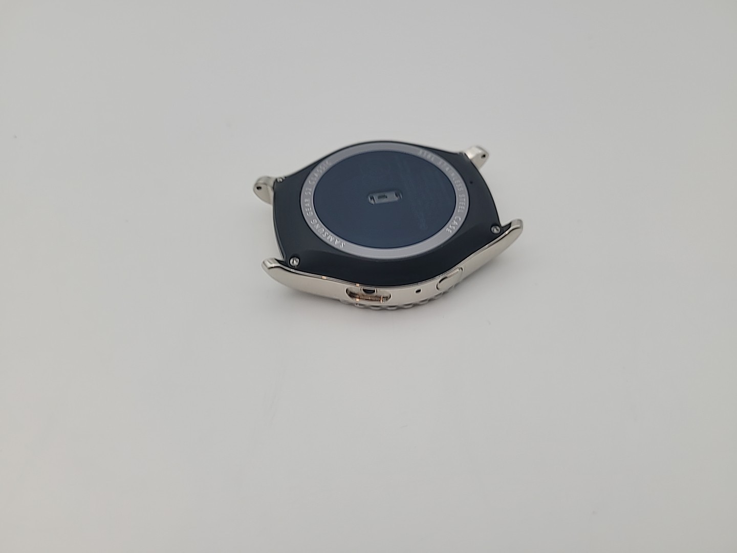 Samsung Gear S2 Classic Premium Platinum Smartwatch 40mm Stainless Steel Case