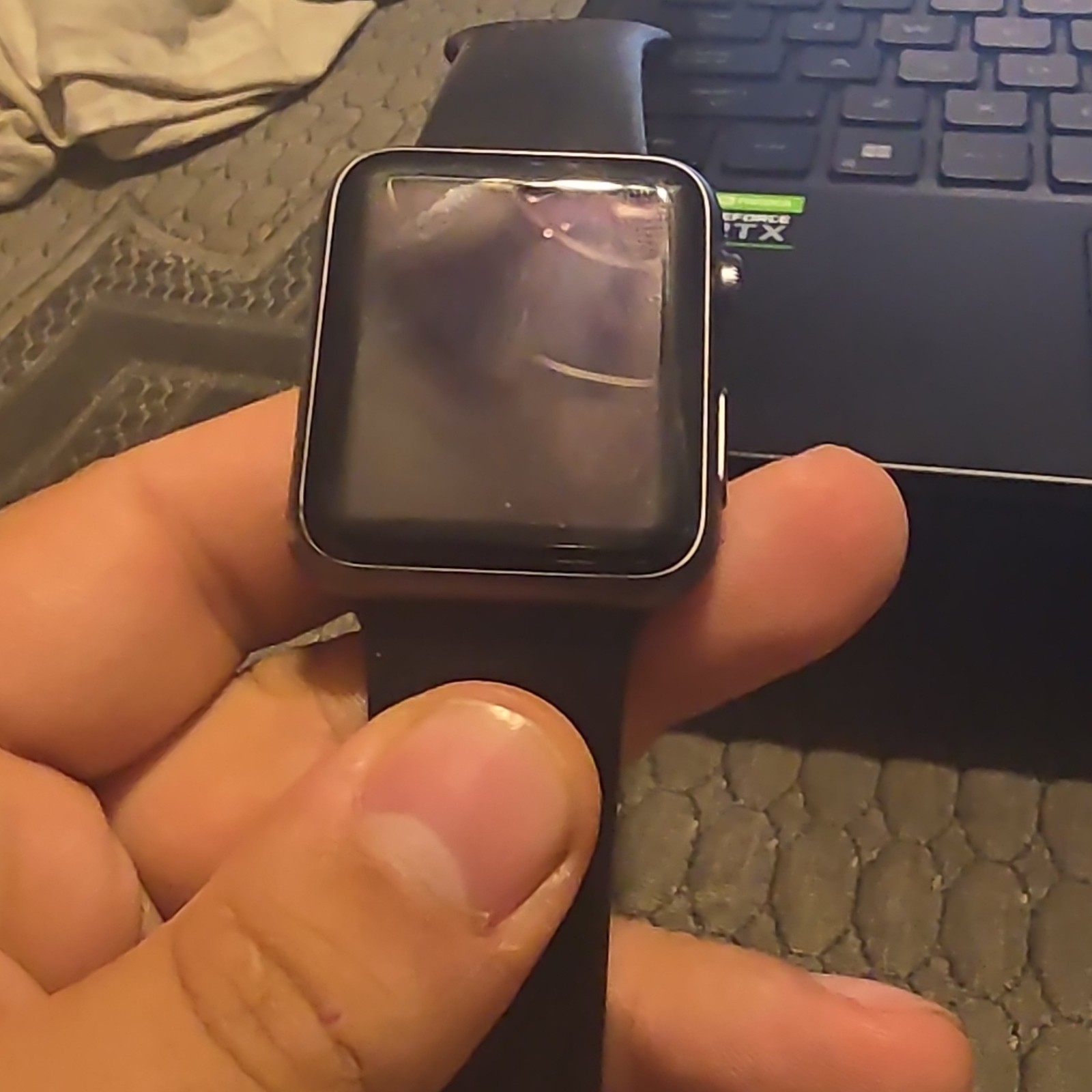 Apple Watch Sport Series 7000 42mm Aluminum Case White Silicone Band Untested