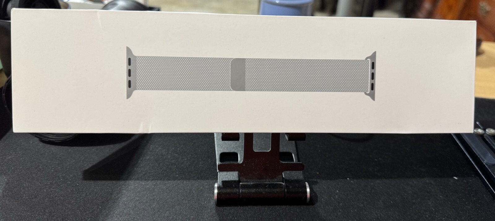 Apple Watch Series 6 44mm Space Gray with Stainless Steel Milanese Loop, OEM box