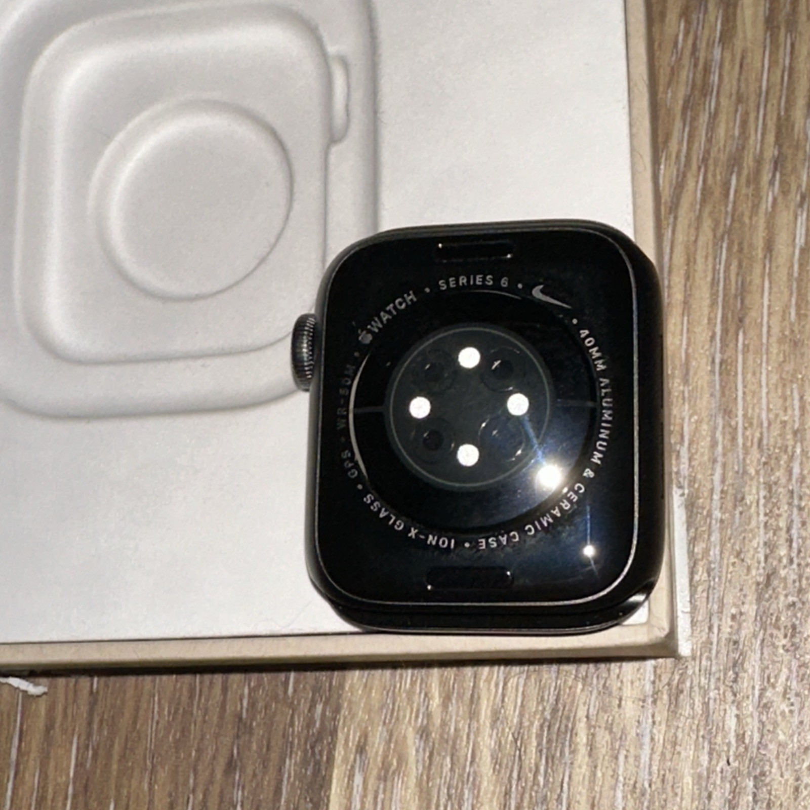 OPEN BOX Apple Watch Series 6 40mm (GPS) Nike Aluminum Case / Black Unity Band