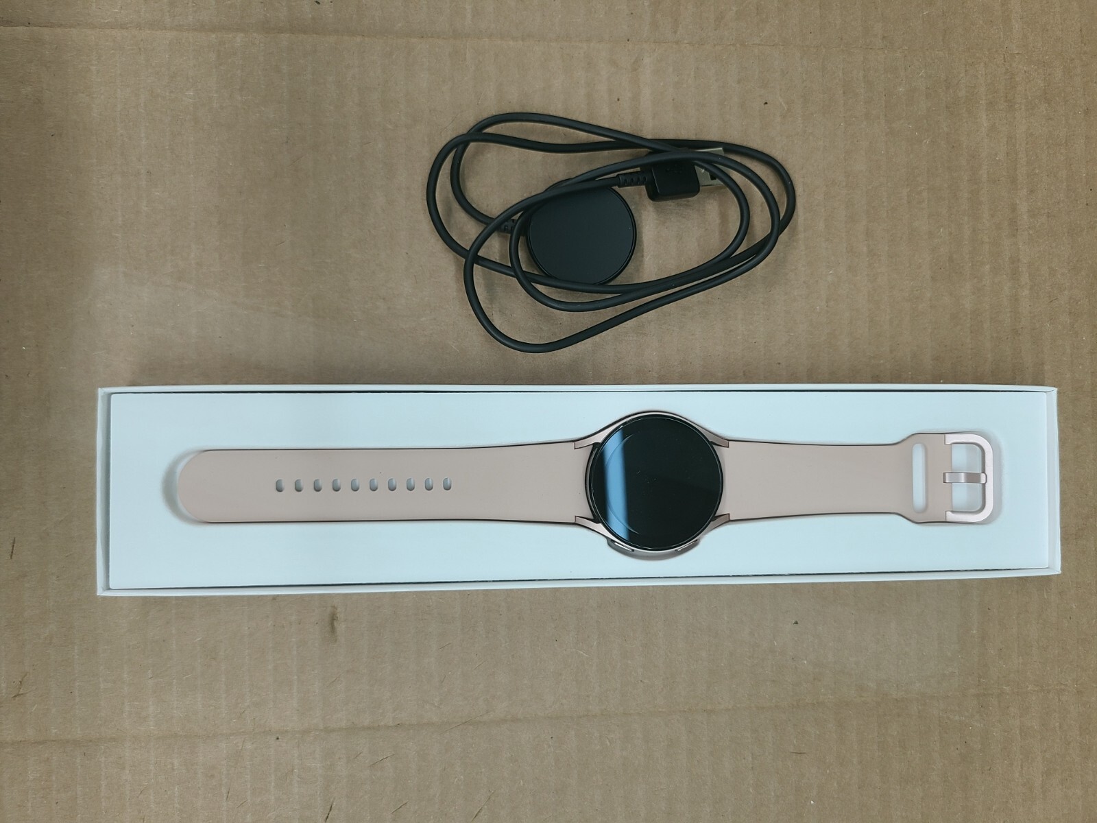 Samsung Galaxy Watch 4 40mm SM-860 (Rose) – Used, Good Condition