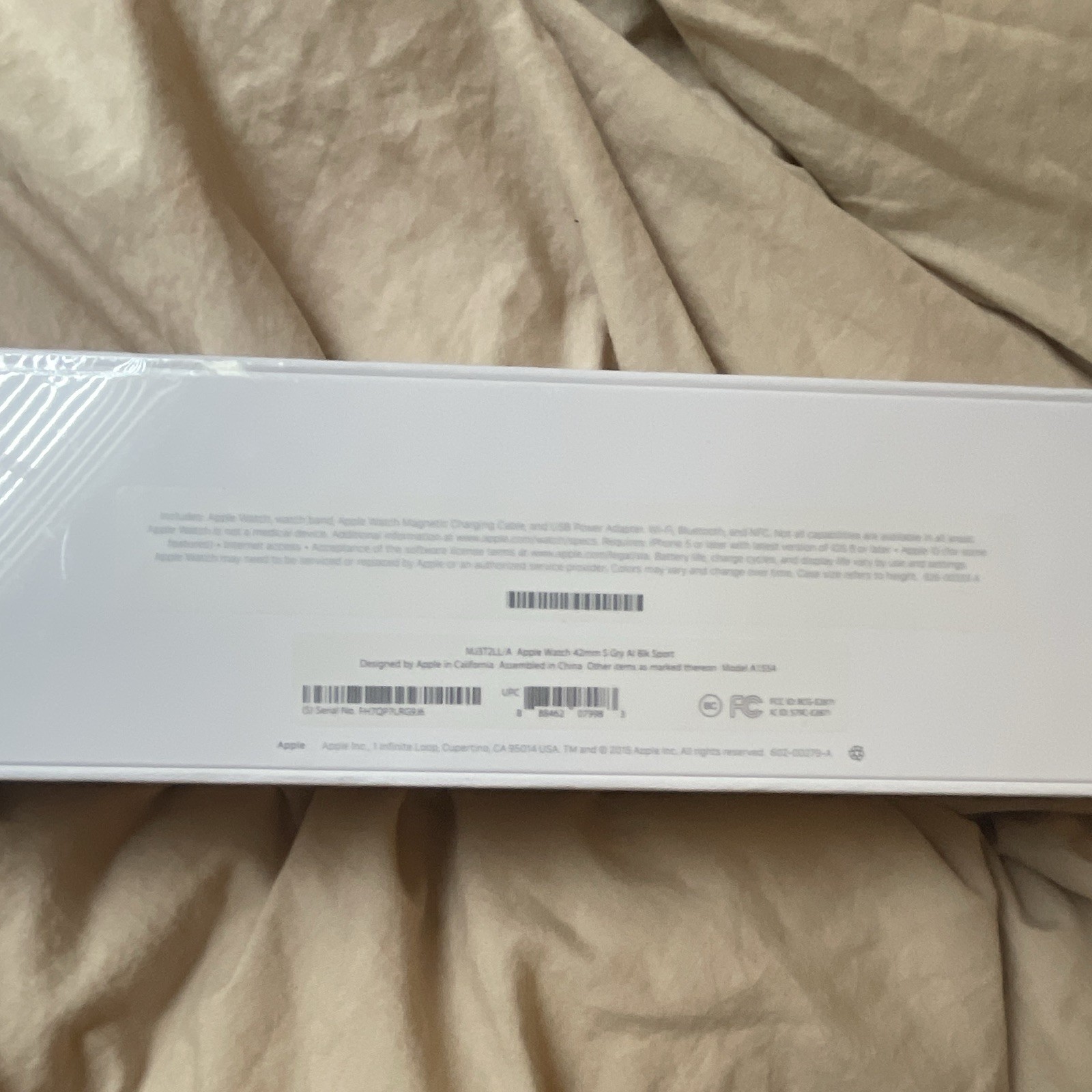 Apple Watch Sport 7000 Series 42mm Space Gray Aluminum GPS Retina 8GB Black