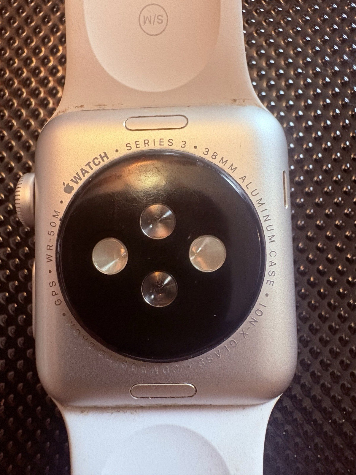 Apple Watch Series 3 38mm Aluminum Light Gray Band, Small Scratch In Screen.