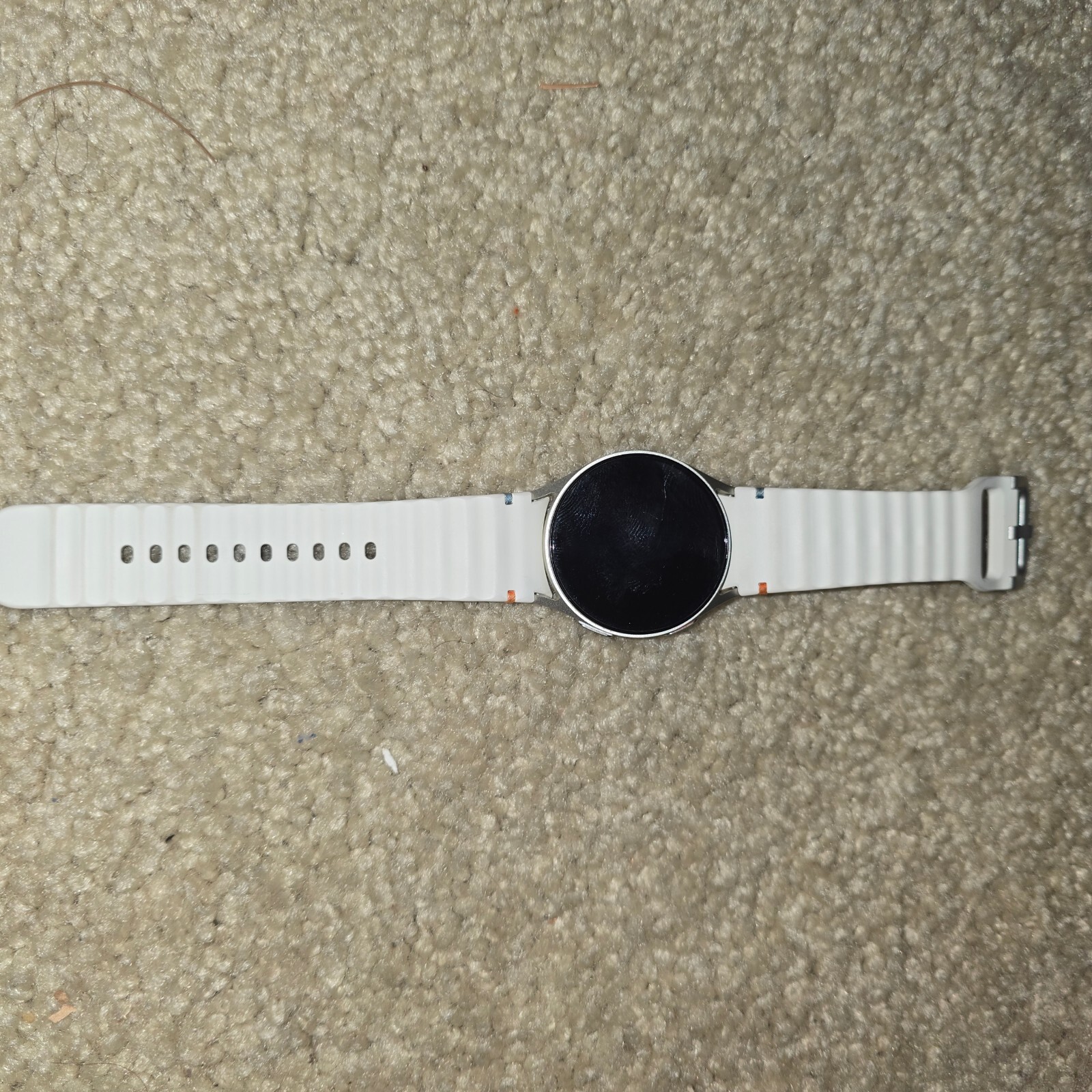 Samsung Galaxy Watch7 LTE 40mm – Cream – (LTE Bluetooth)