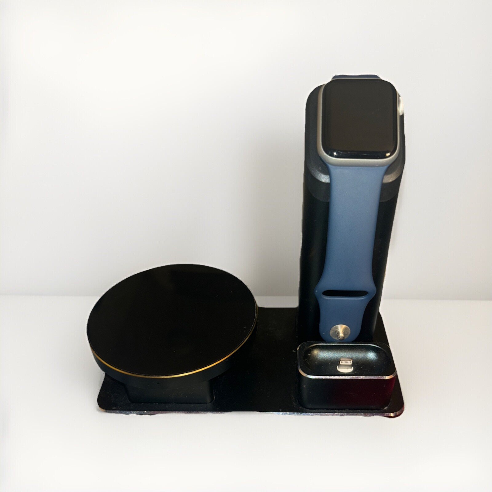 Apple Watch SE 1st Gen GPS 40mm Silver Aluminum Case Blue Band, +Charging Stand